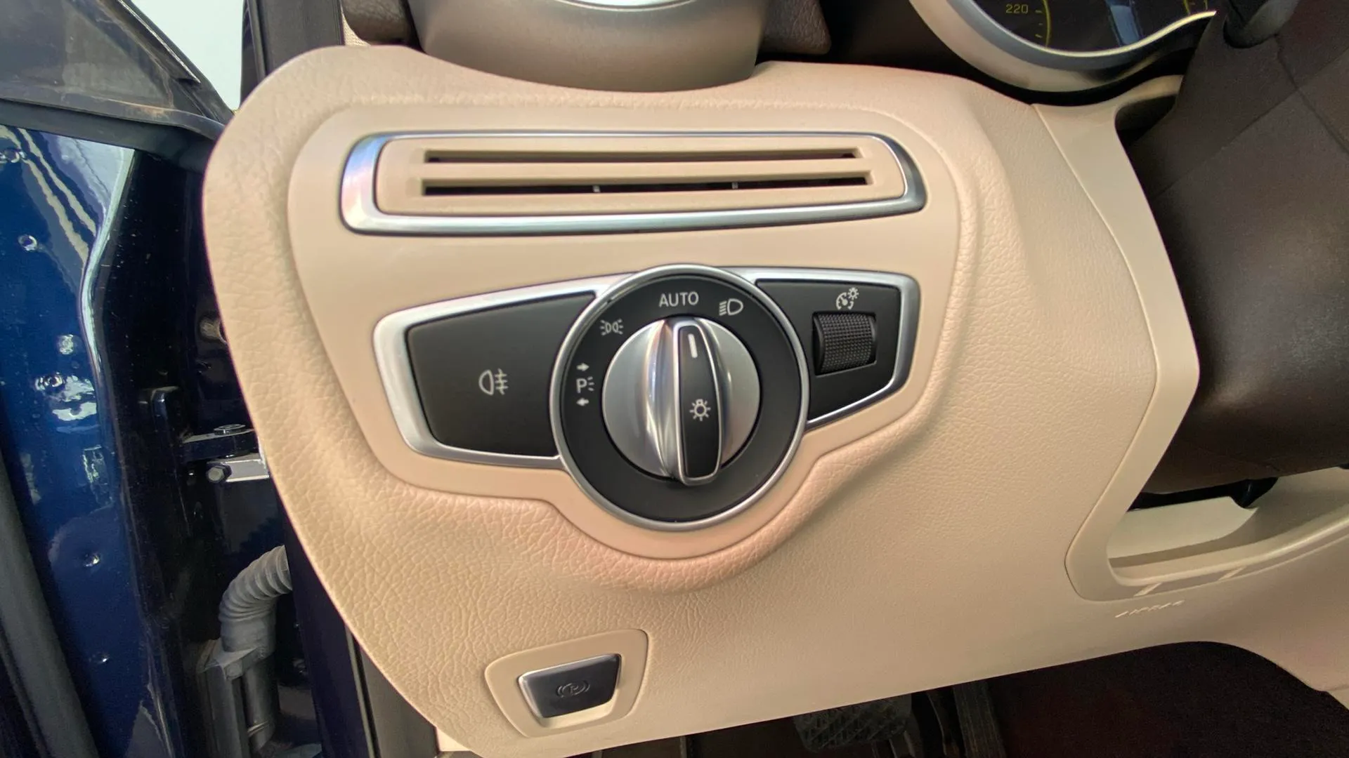 Mercedes-Benz GLC 220 d 4MATIC - foto 18