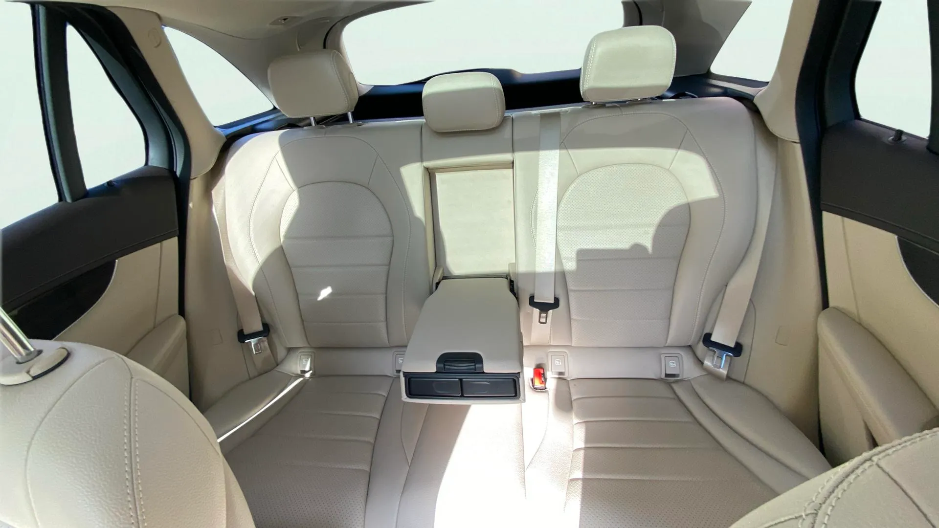 Mercedes-Benz GLC 220 d 4MATIC - foto 22