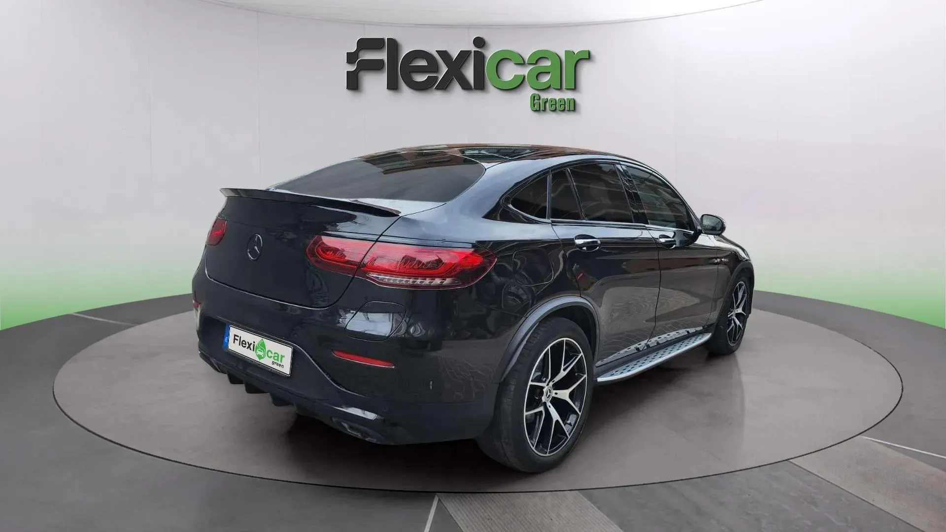 Mercedes-Benz GLC 300 e 4MATIC - foto 7