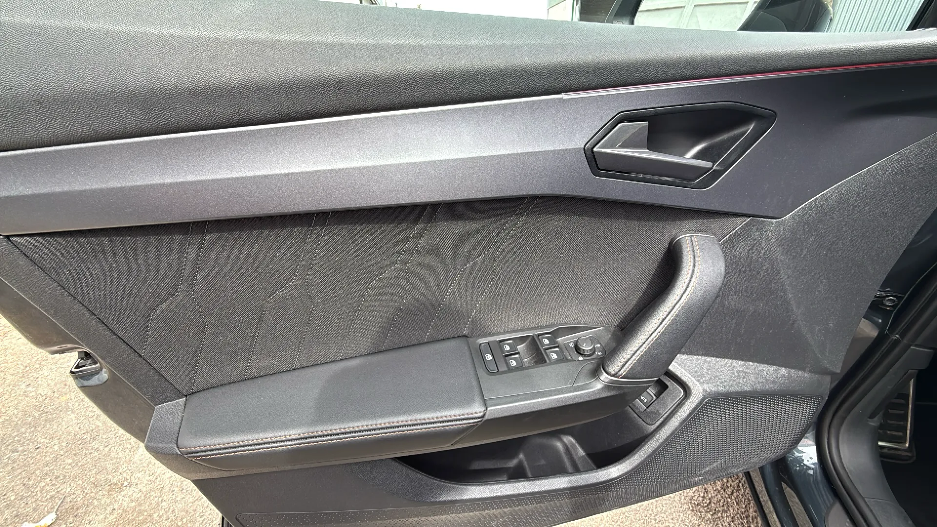 Cupra Formentor 1.5 eTSI Launch Edition DSG - foto 9