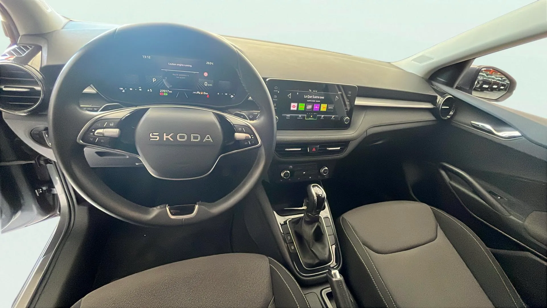 Škoda Fabia 1.0 TSI DSG Selection - foto 16