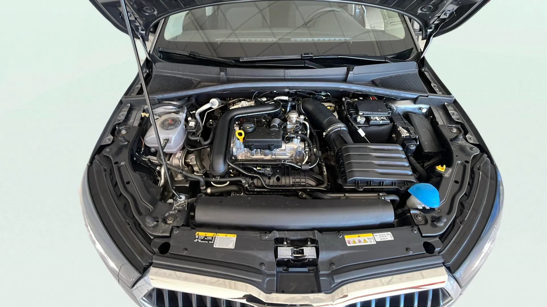 Škoda Fabia 1.0 TSI DSG Selection - foto 18
