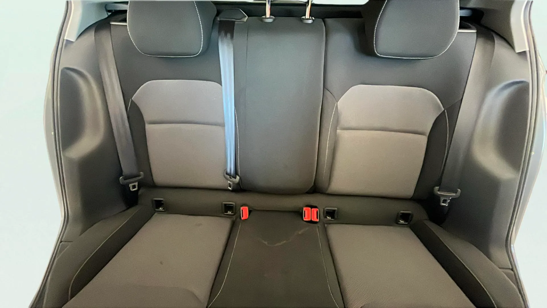 Škoda Fabia 1.0 TSI DSG Selection - foto 14
