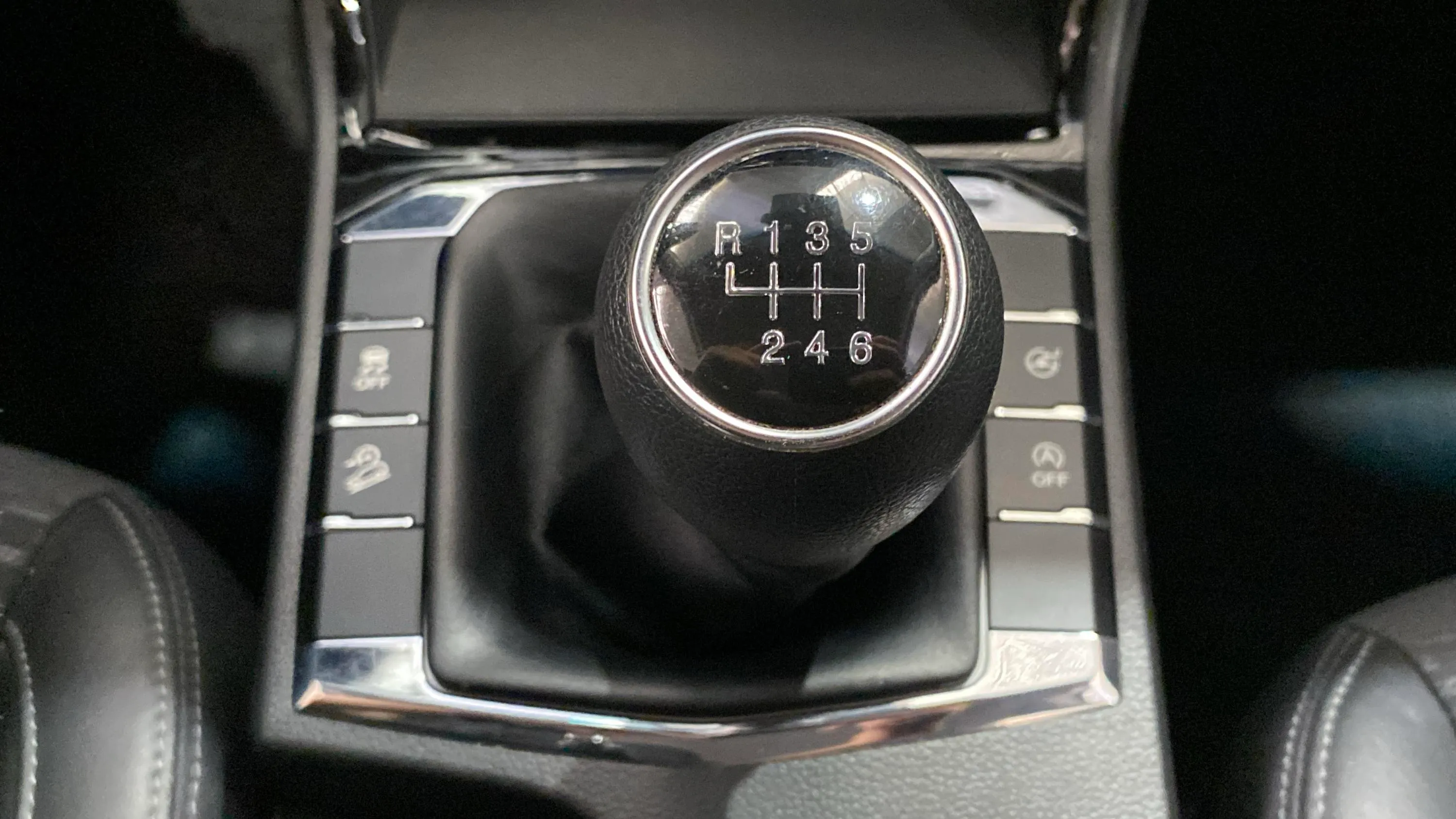 SsangYong Korando G15T Urban Plus - foto 30