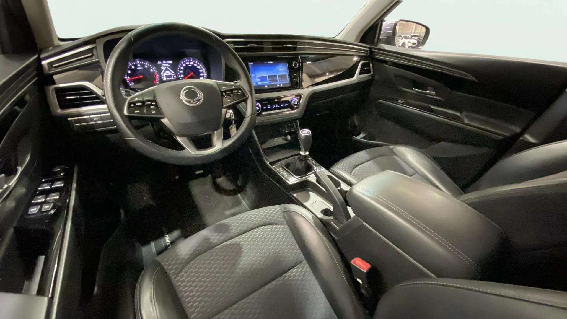 SsangYong Korando G15T Urban Plus - foto 31