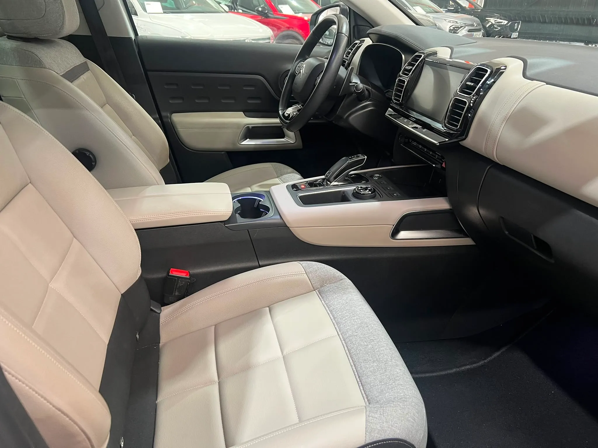 Citroën C5 Aircross PureTech EAT8 Shine - foto 19