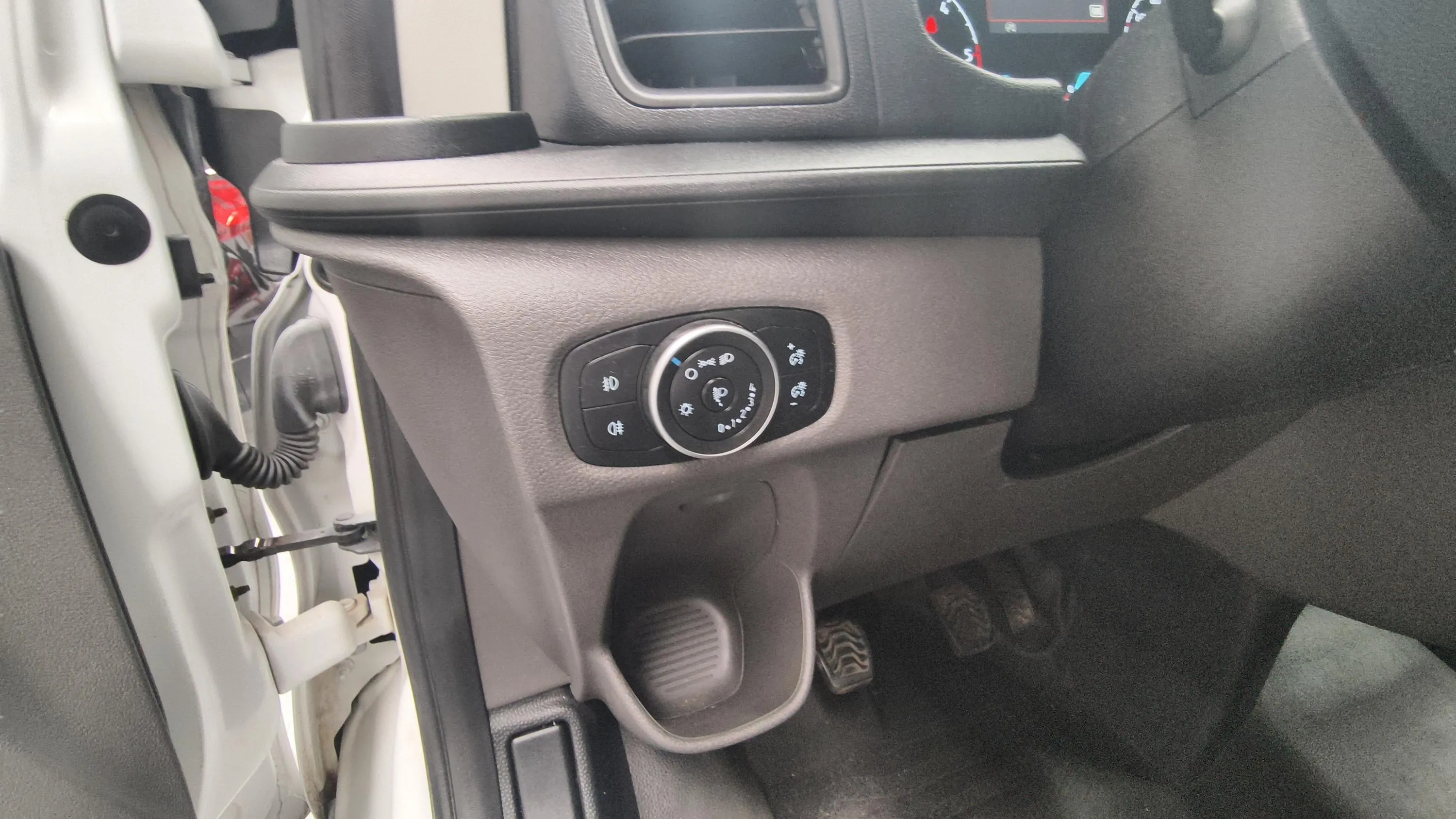 Ford Transit Custom GAS 9 PZ. - foto 19