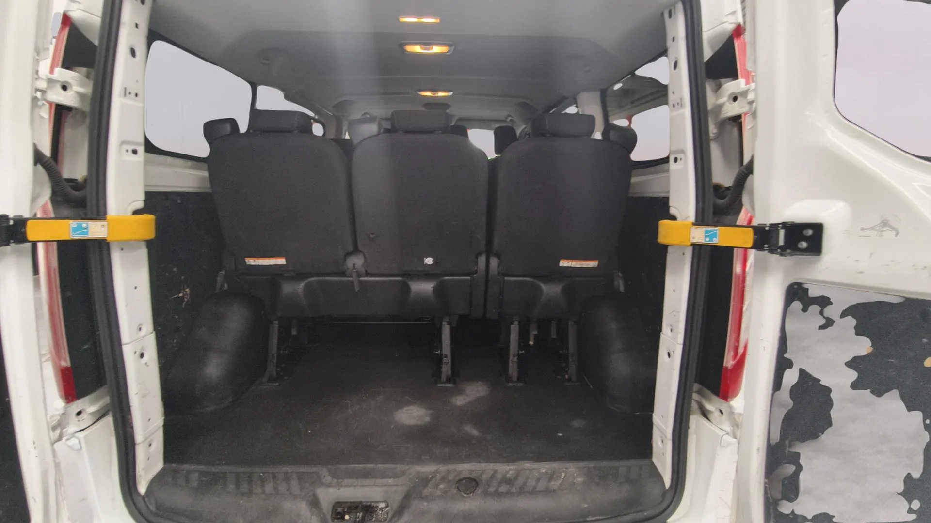 Ford Transit Custom GAS 9 PZ. - foto 15