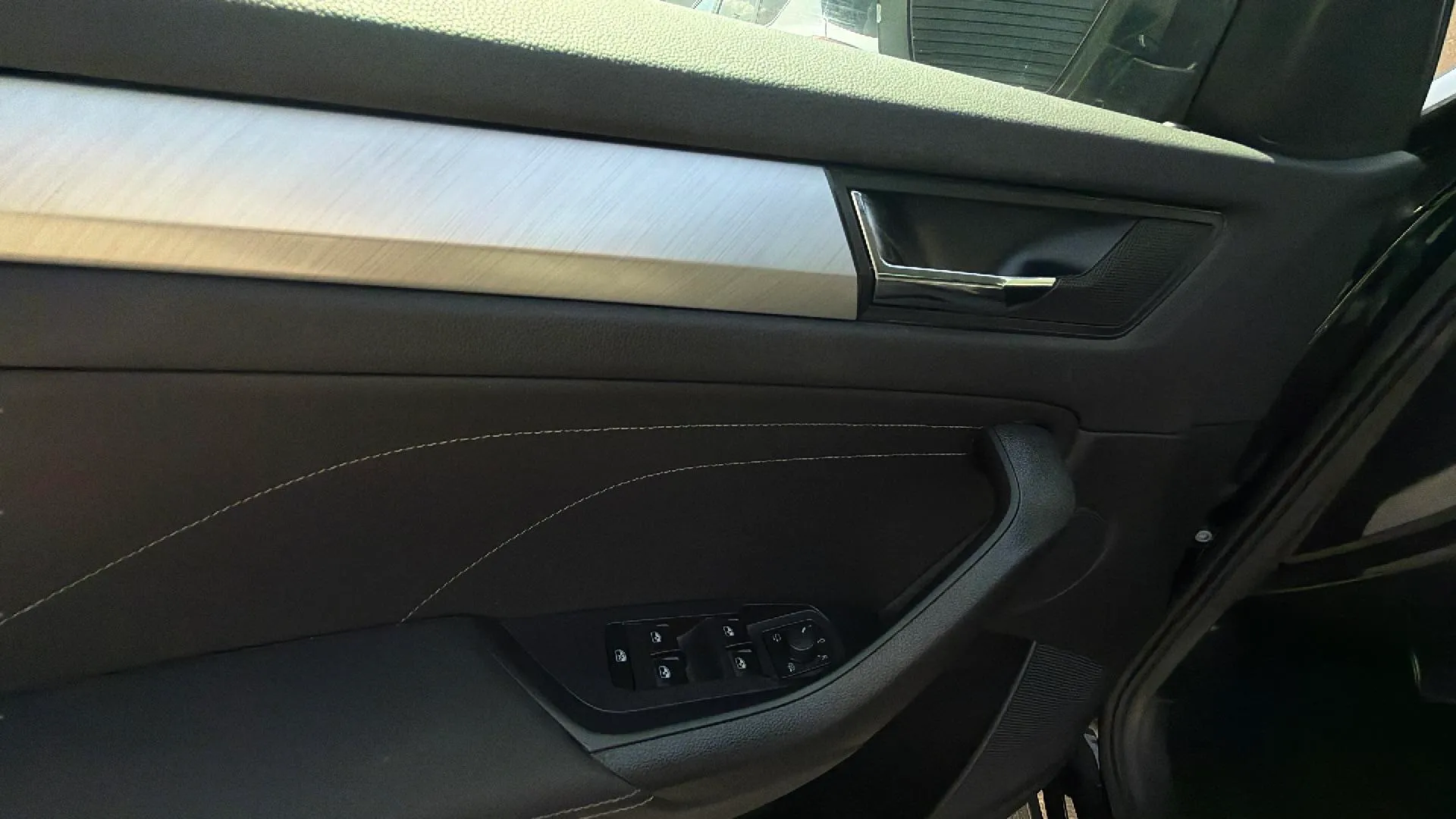Škoda Kodiaq 1.5 TSI DSG 4x2 Ambition - foto 23