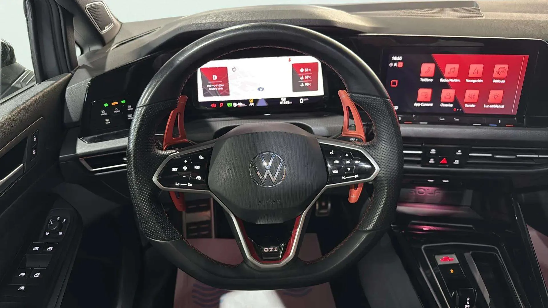 Volkswagen Golf GTI 2.0 TSI DSG - foto 12