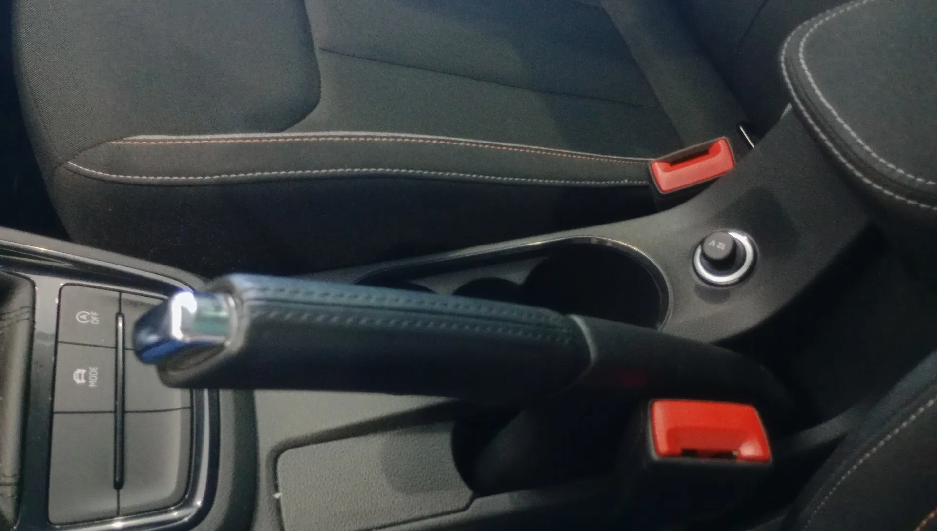 Škoda Kamiq 1.0 TSI DSG Design - foto 22