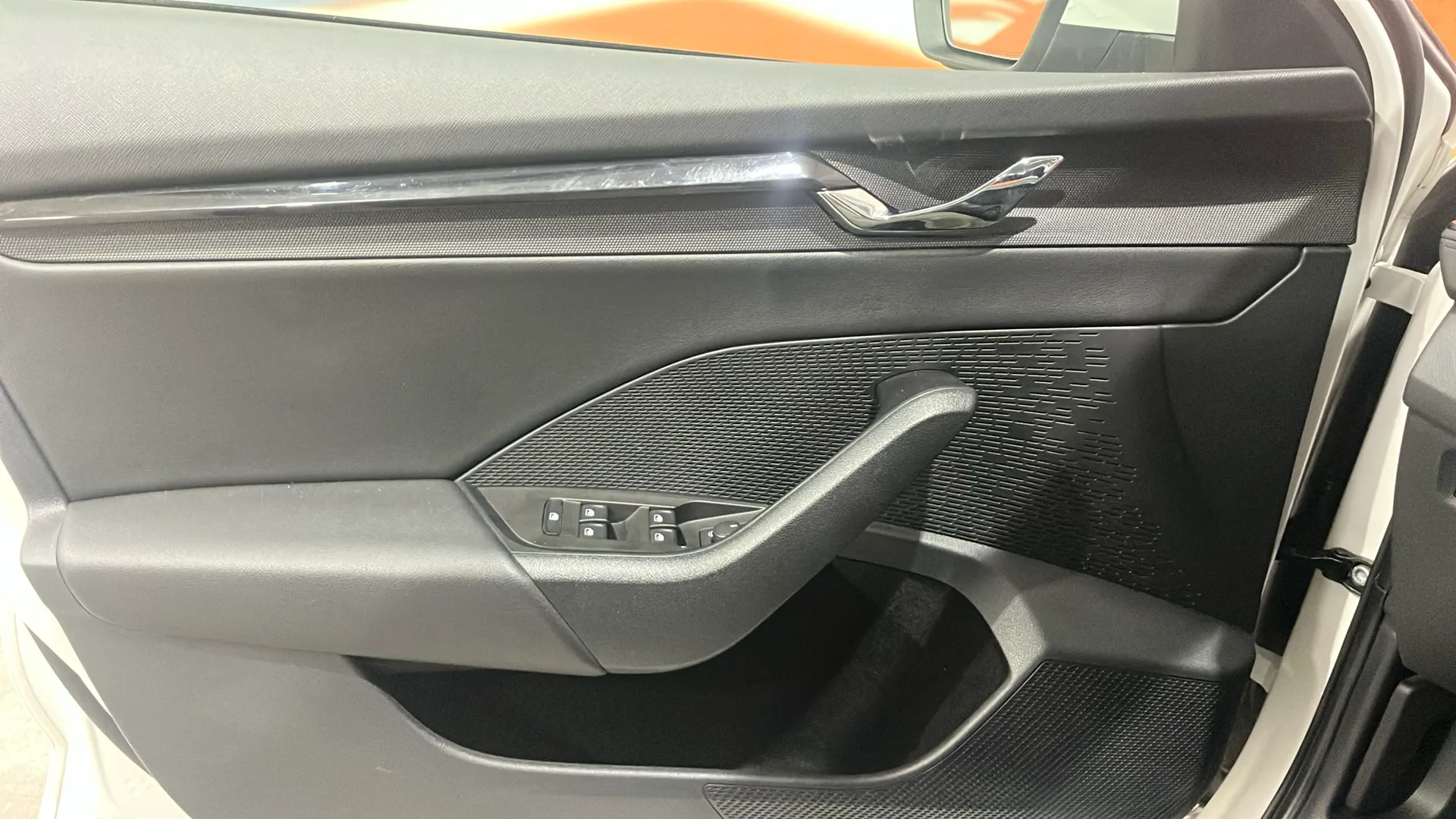 Škoda Octavia 2.0 TDI Selection - foto 15