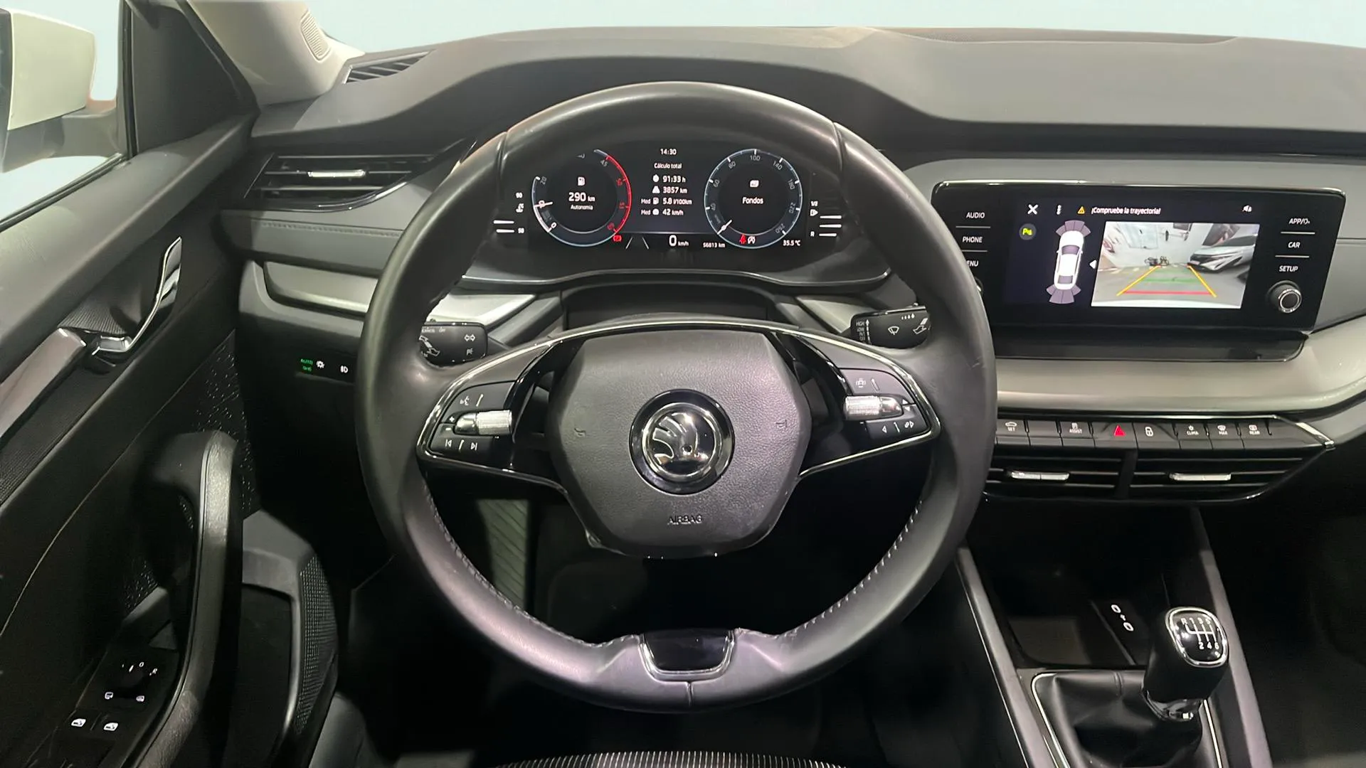 Škoda Octavia 2.0 TDI Selection - foto 17