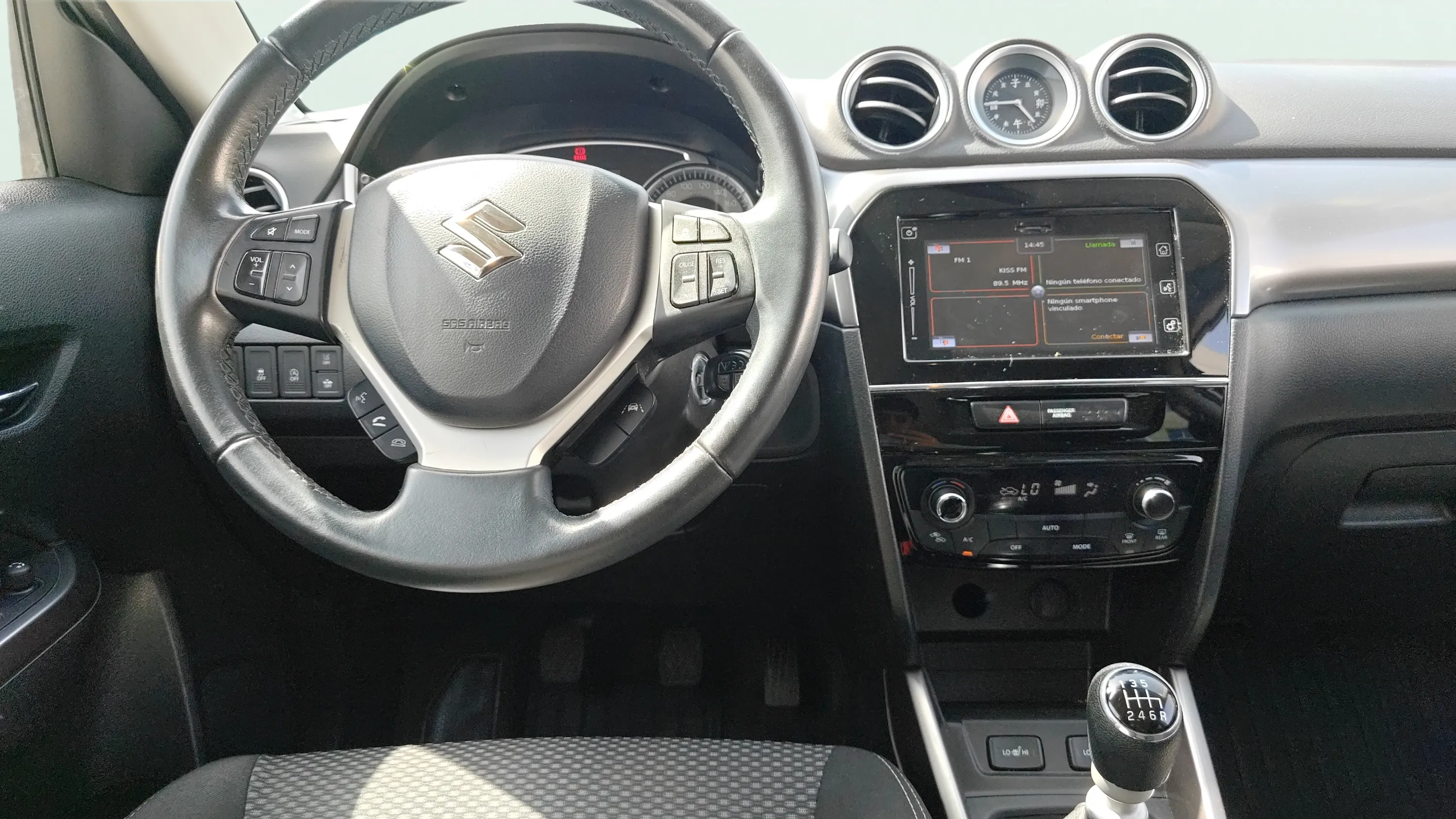 Suzuki Vitara 1.4 T GLE Mid Hybrid - foto 6