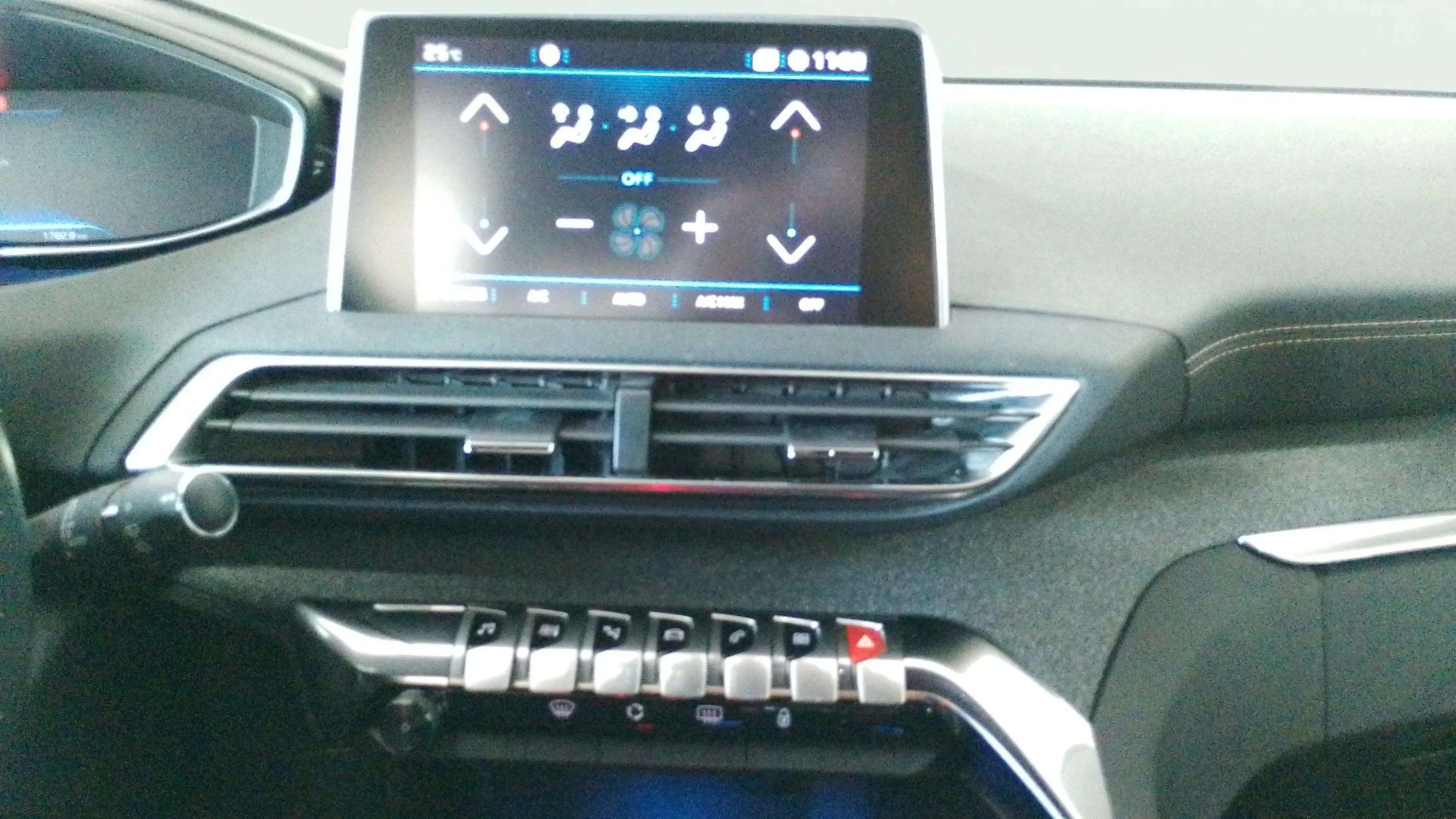 Peugeot 3008 1.2 PureTech Active - foto 12