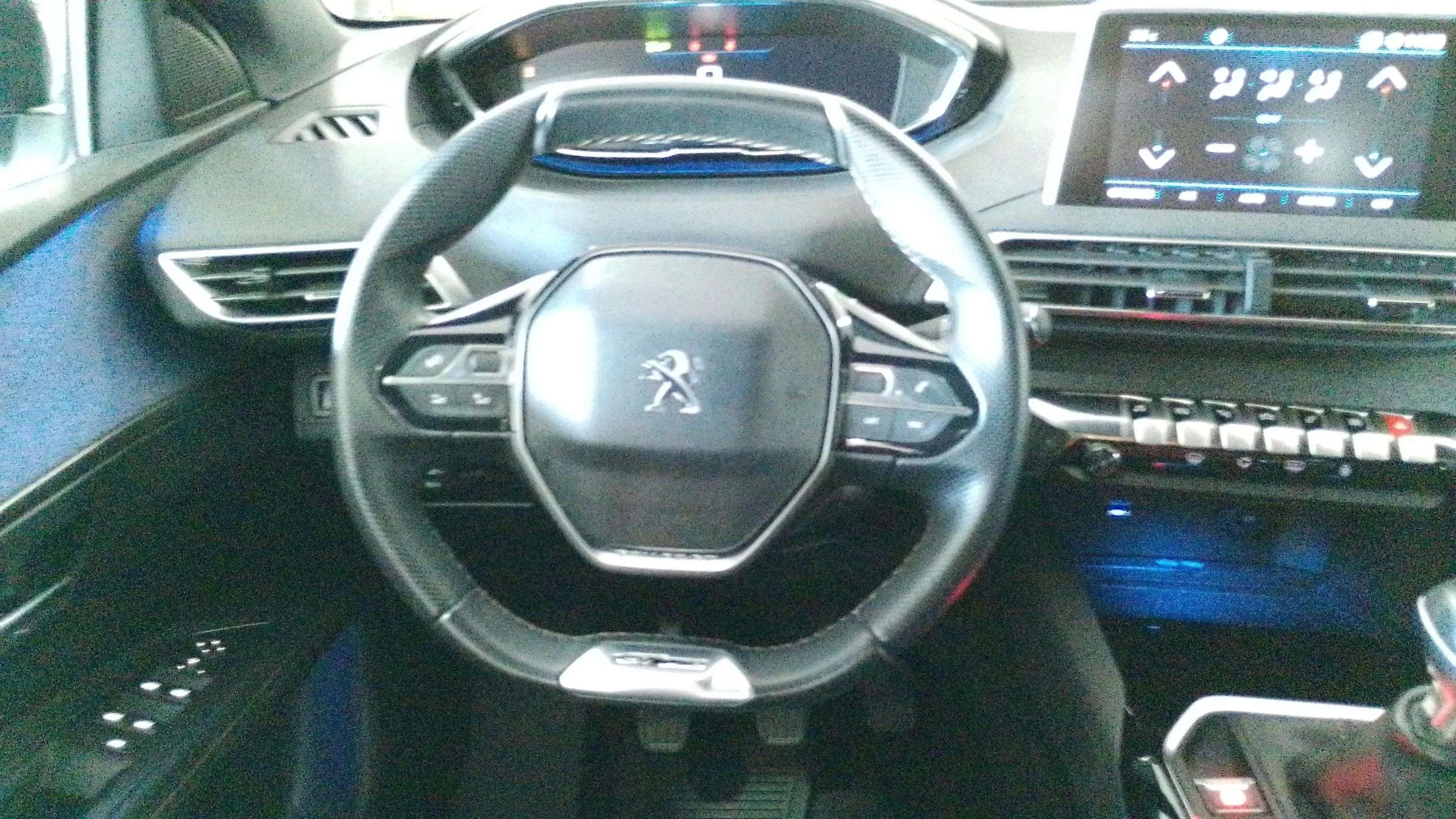 Peugeot 3008 1.2 PureTech Active - foto 11