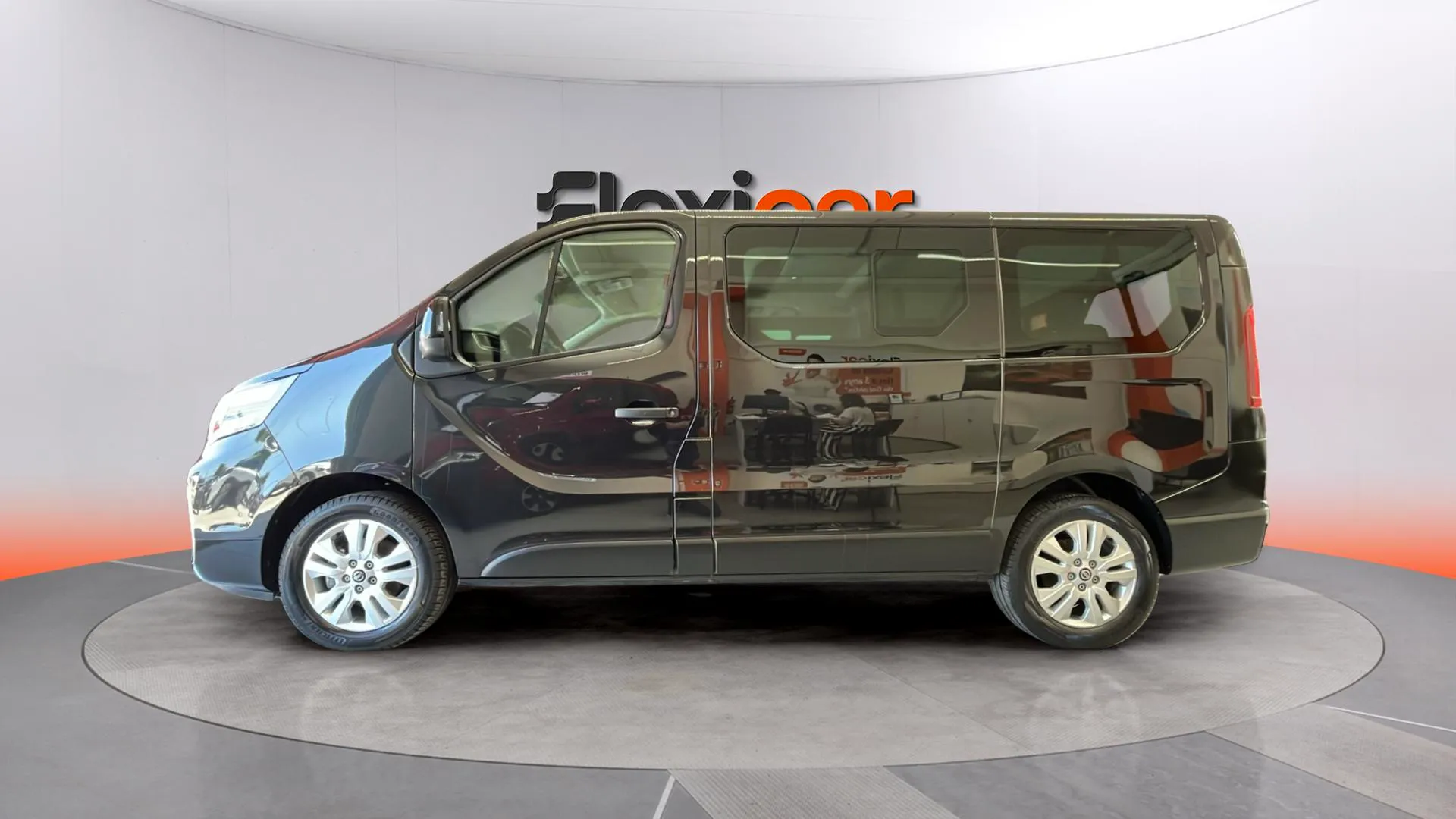 Nissan Primastar Combi 6 2.0dCi L1H1 1T N-Connecta - foto 4