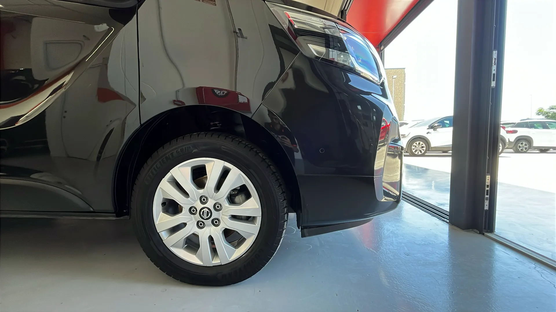 Nissan Primastar Combi 6 2.0dCi L1H1 1T N-Connecta - foto 24