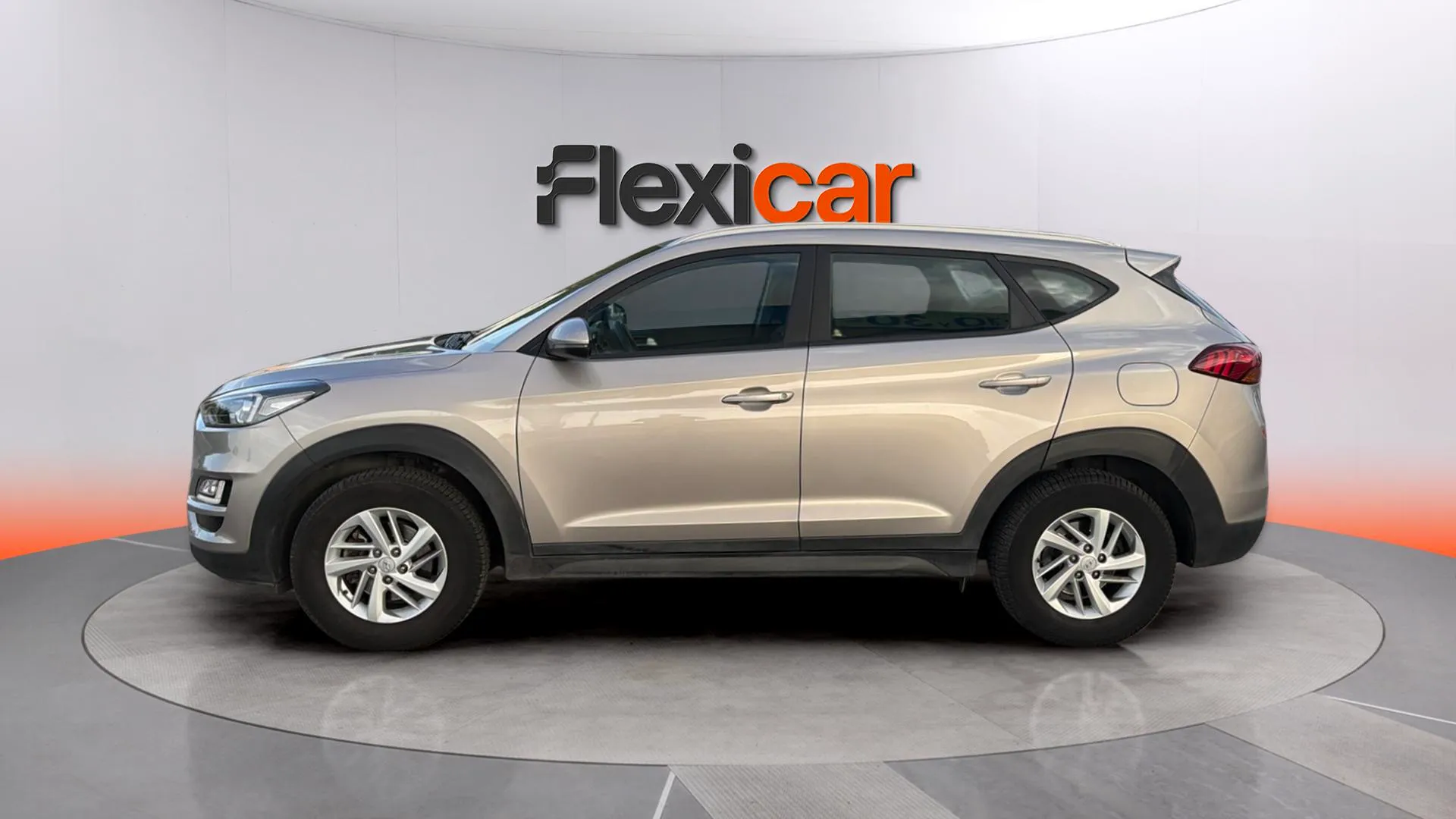Hyundai Tucson 1.6 CRDi Essence 4x2 - foto 7