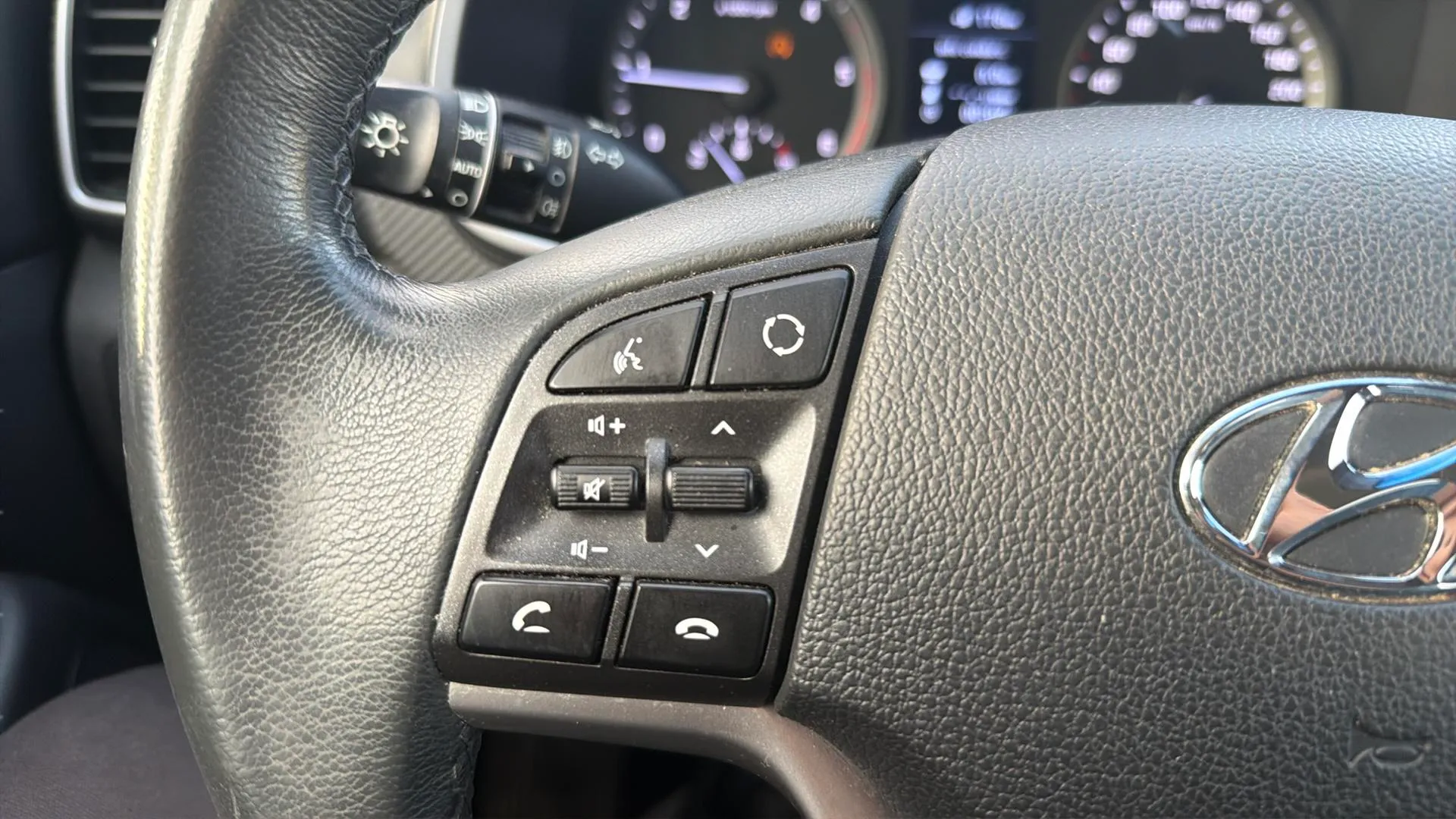 Hyundai Tucson 1.6 CRDi Essence 4x2 - foto 11