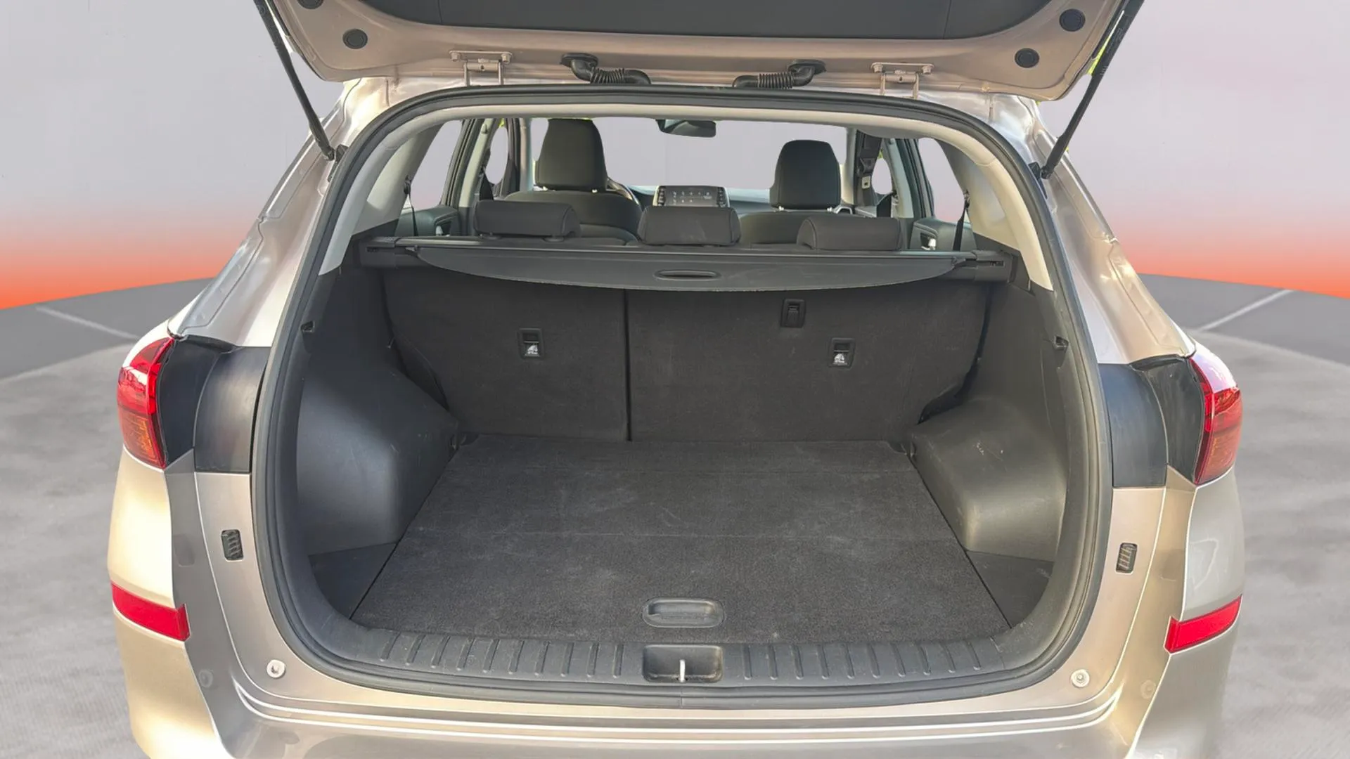 Hyundai Tucson 1.6 CRDi Essence 4x2 - foto 26