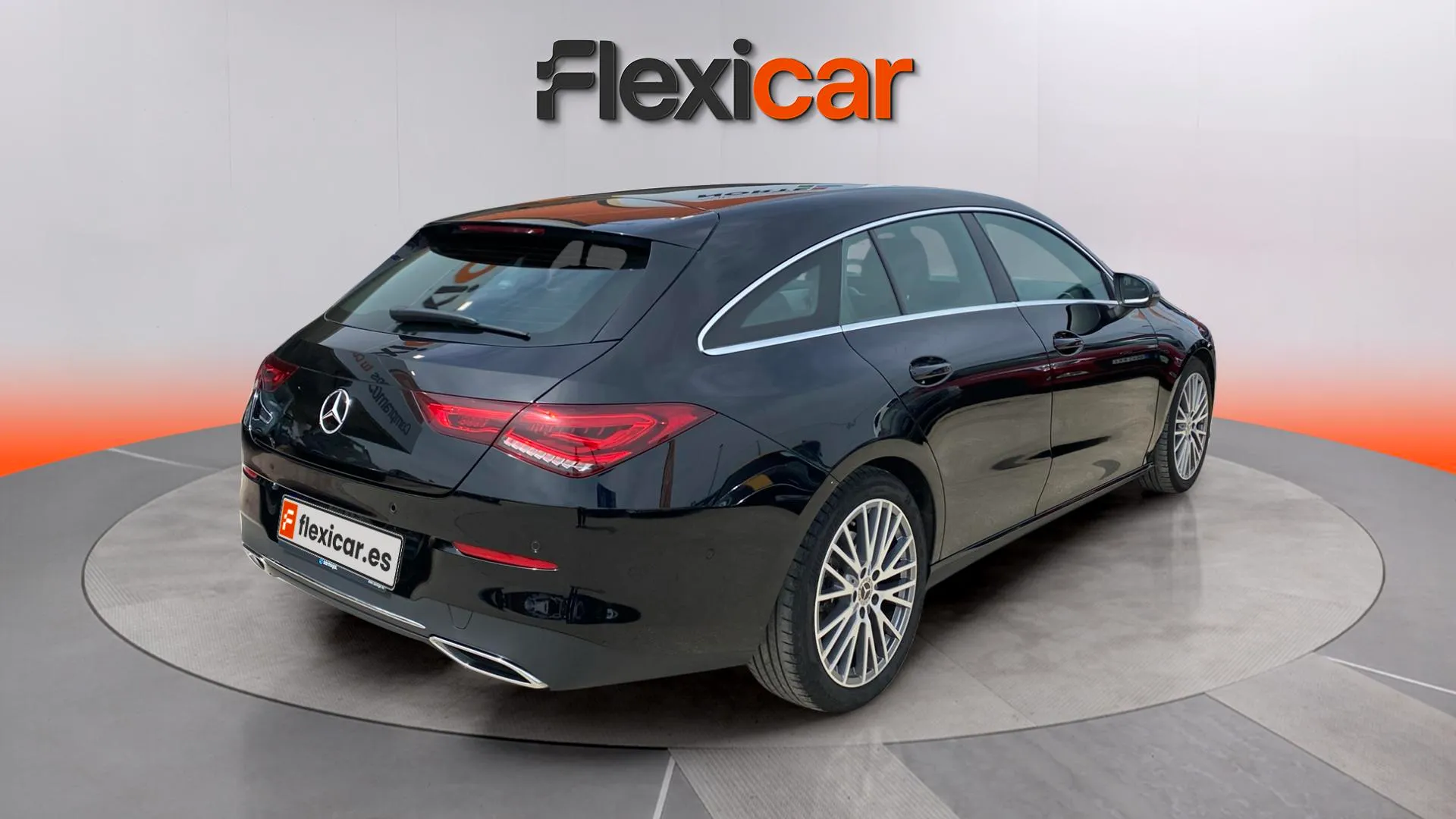 Mercedes-Benz CLA 180 Shooting Brake - foto 10