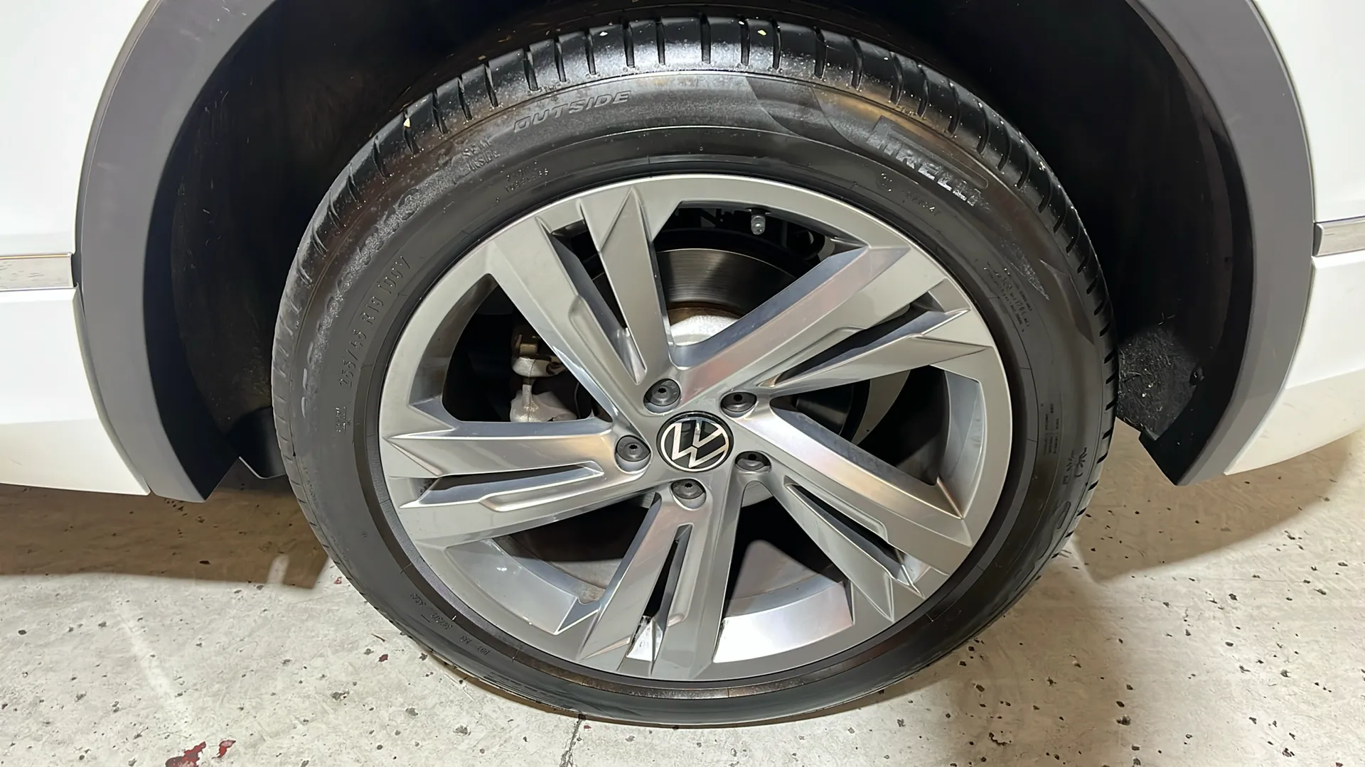 Volkswagen Tiguan R-Line 2.0 TDI DSG - foto 28