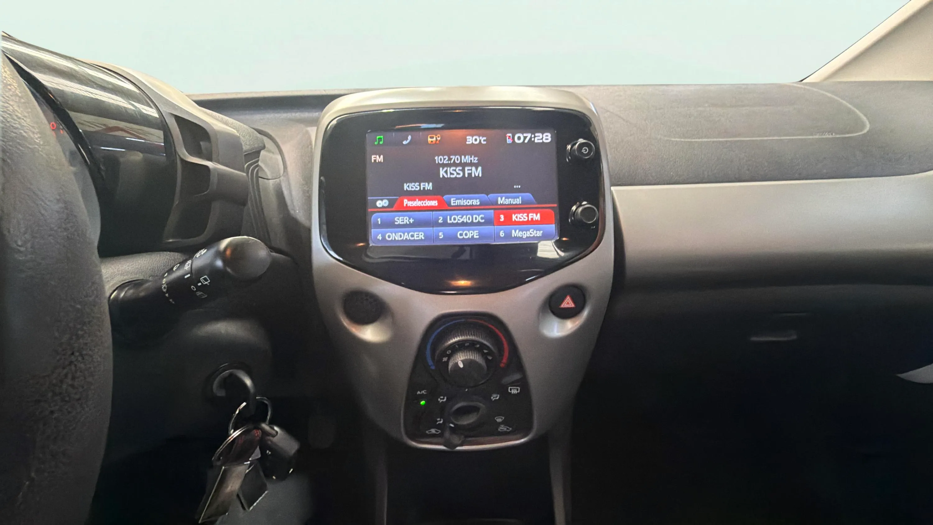 Toyota Aygo 1.0 70 x-cite - foto 10