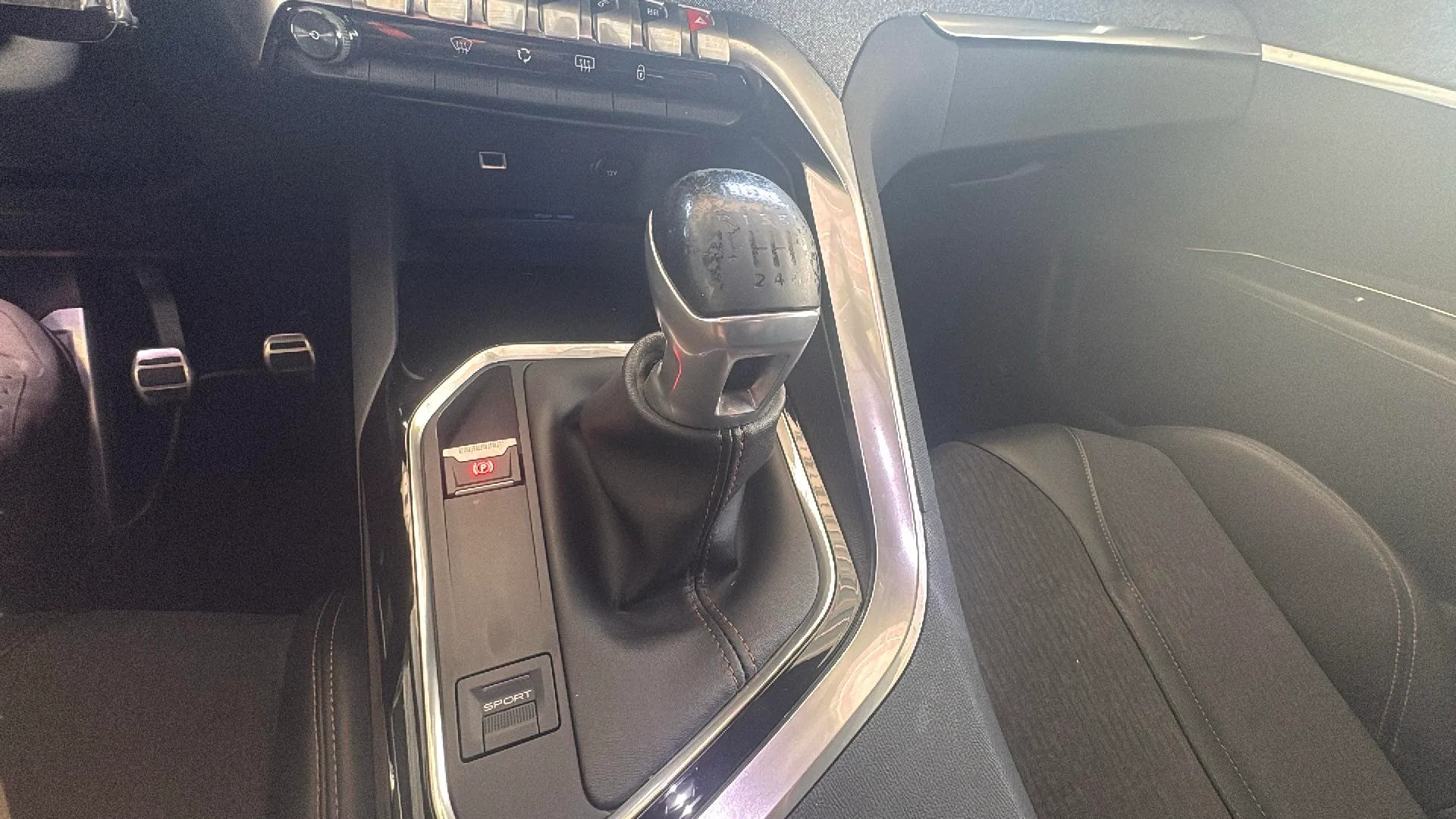 Peugeot 3008 1.2 PureTech GT Line - foto 21