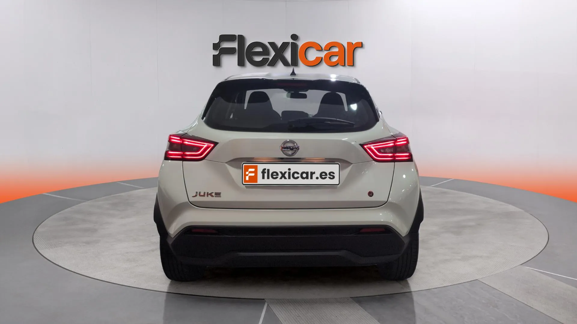 Nissan Juke DIG-T 6M N-Design Silver - foto 6