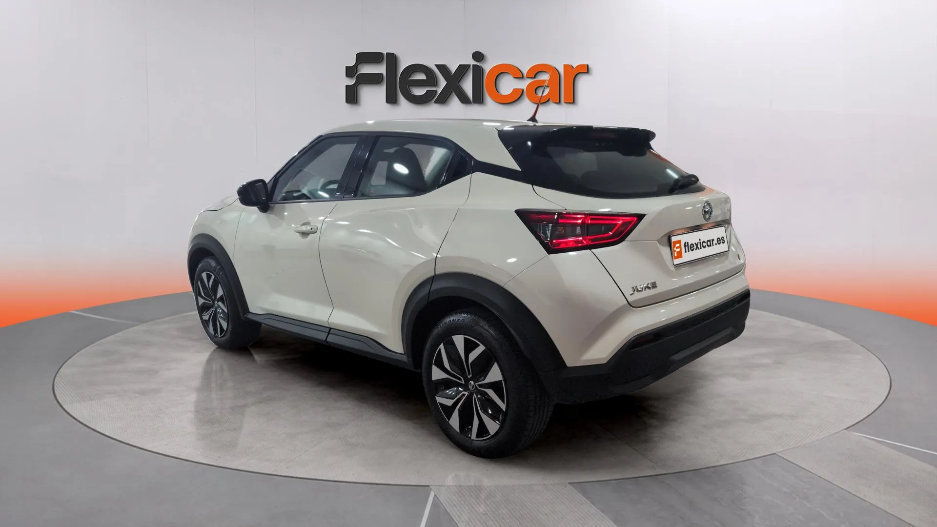 Nissan Juke DIG-T 6M N-Design Silver - foto 5