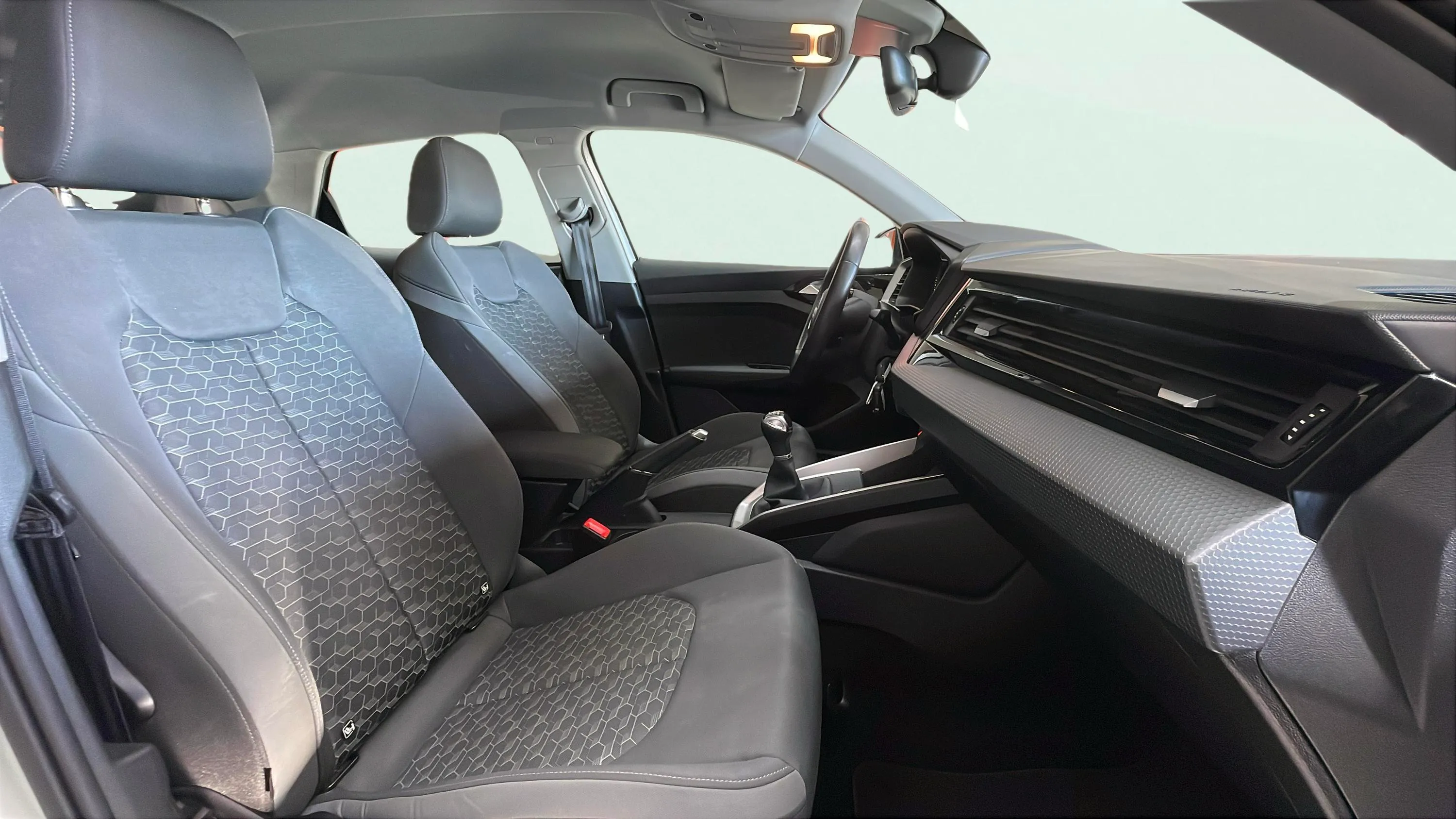 Audi A1 allstreet 25 TFSI - foto 12