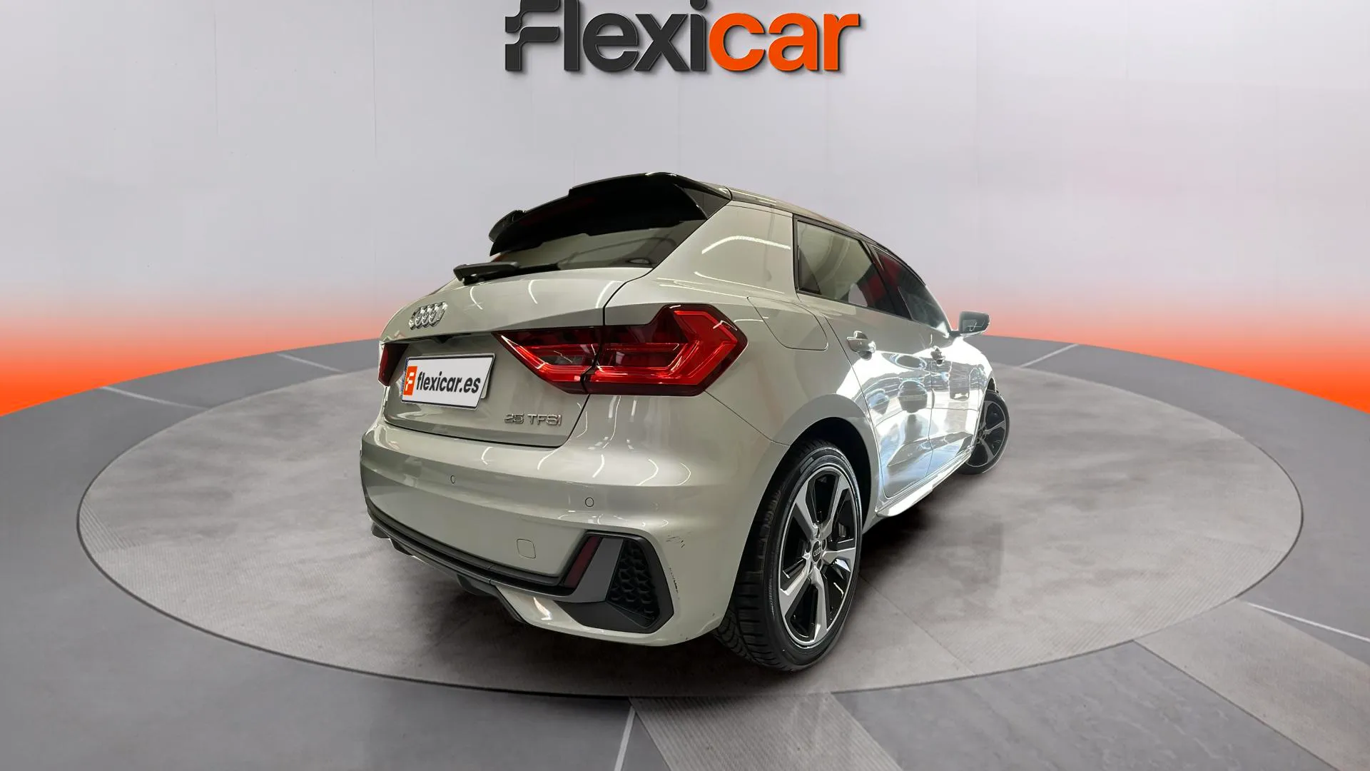 Audi A1 allstreet 25 TFSI - foto 8