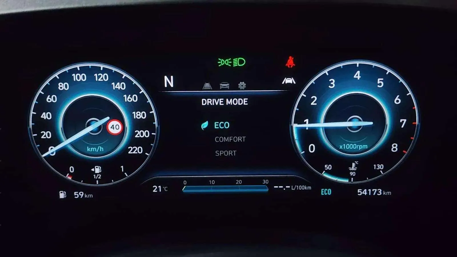 Hyundai i20 1.0 T-GDi 48V Essence - foto 14