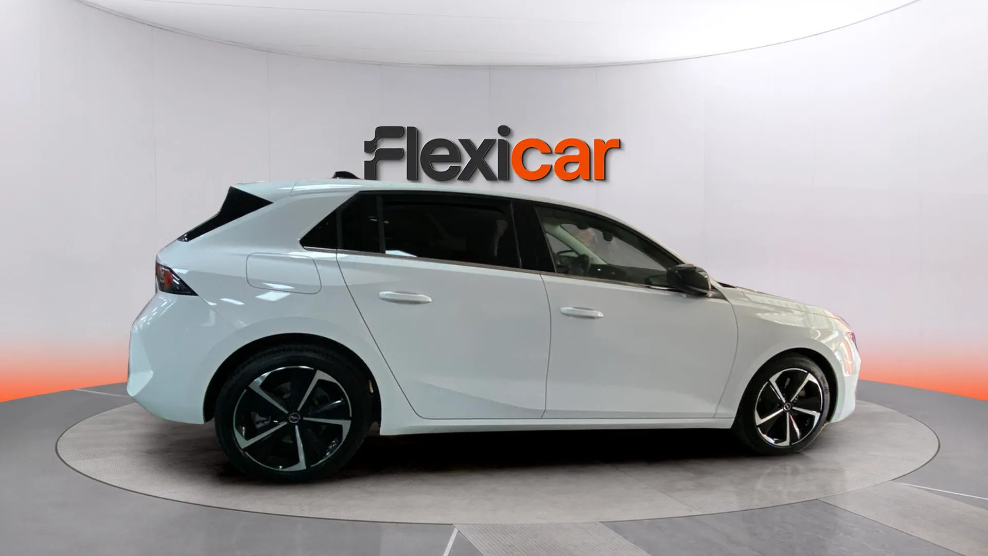 Opel Astra 1.6T Plug-in Hybrid Edition Aut - foto 3