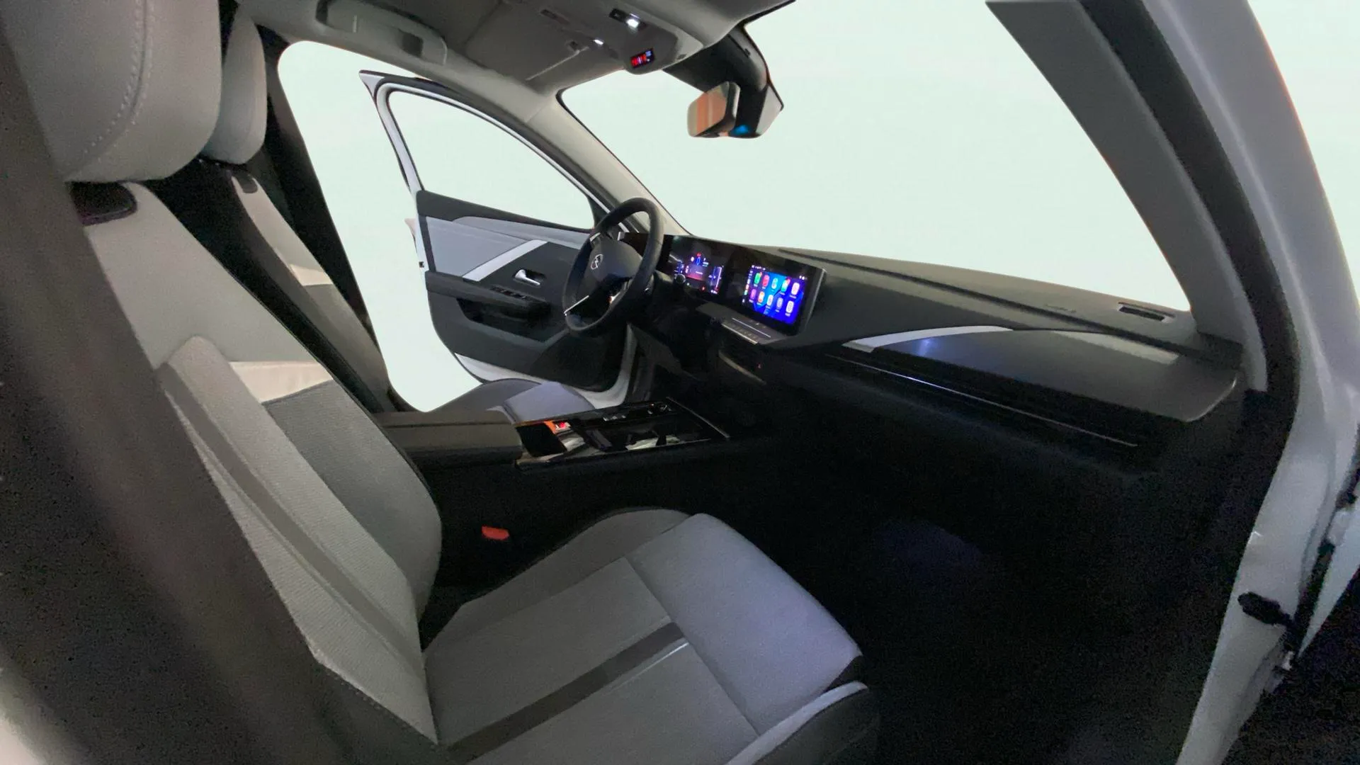 Opel Astra 1.6T Plug-in Hybrid Edition Aut - foto 12