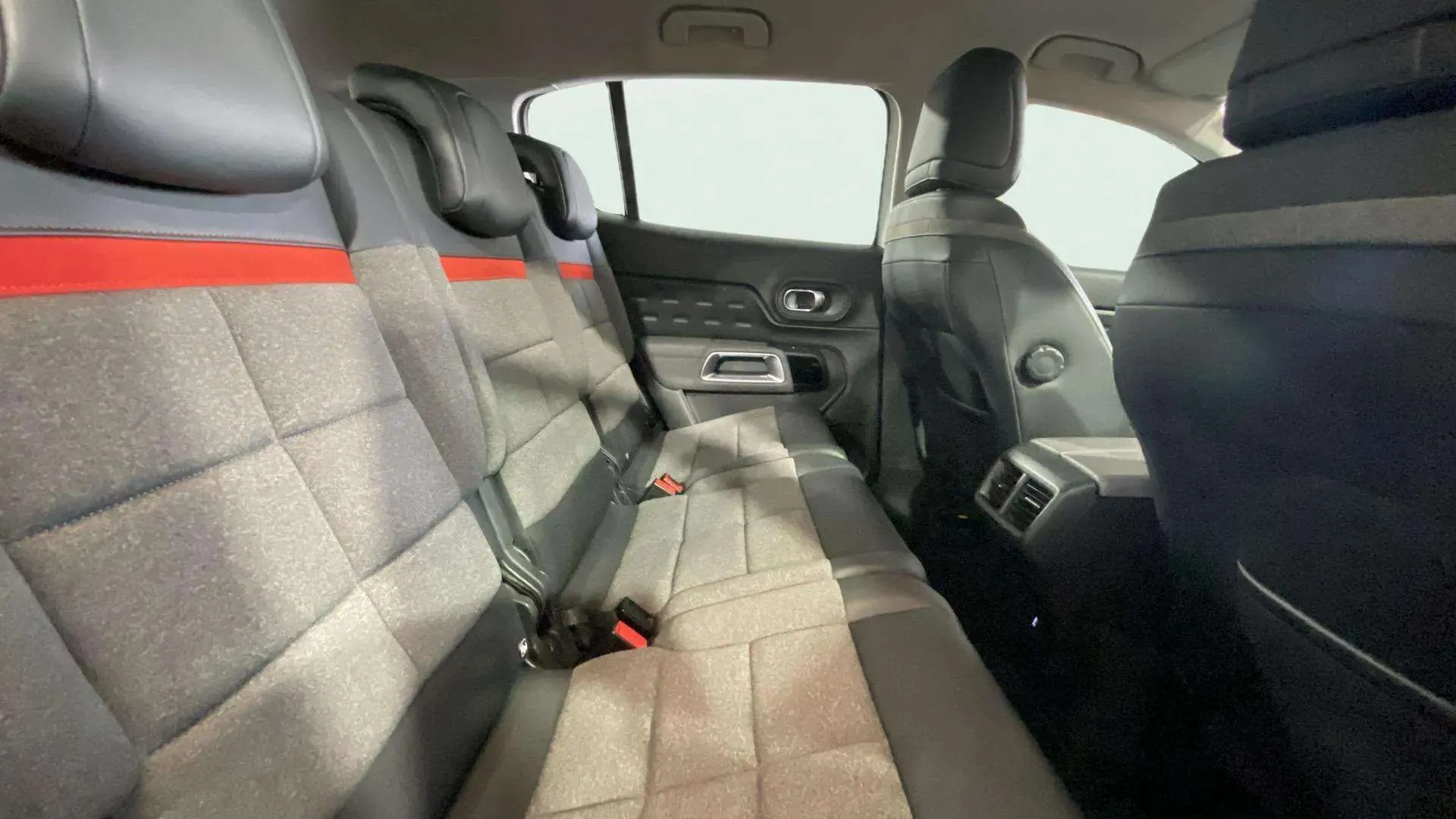 Citroën C5 Aircross BlueHDi EAT8 Shine - foto 16
