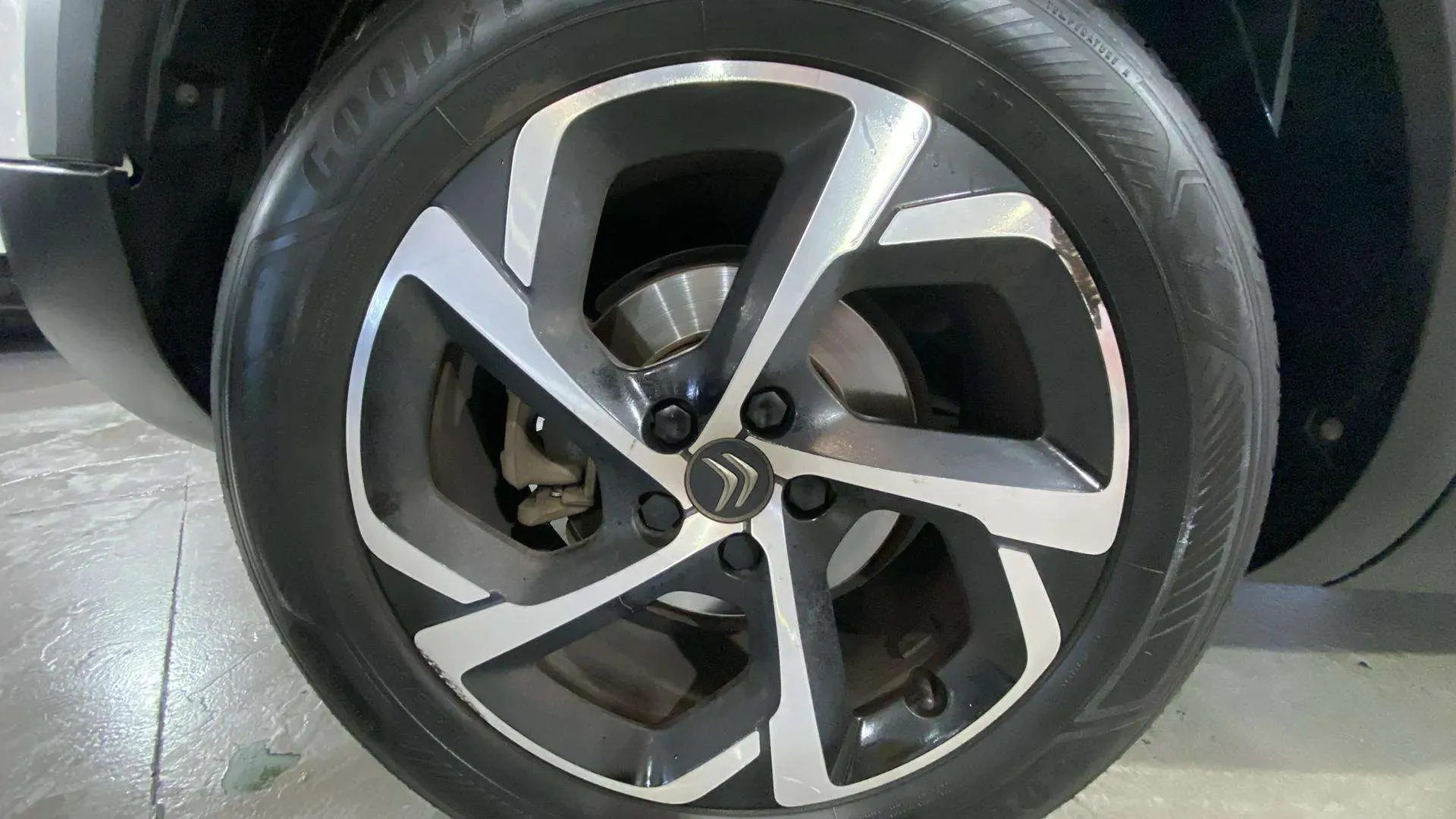 Citroën C5 Aircross BlueHDi EAT8 Shine - foto 23