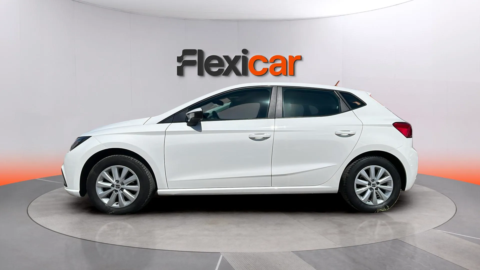 SEAT Ibiza 1.0 MPI Reference - foto 4
