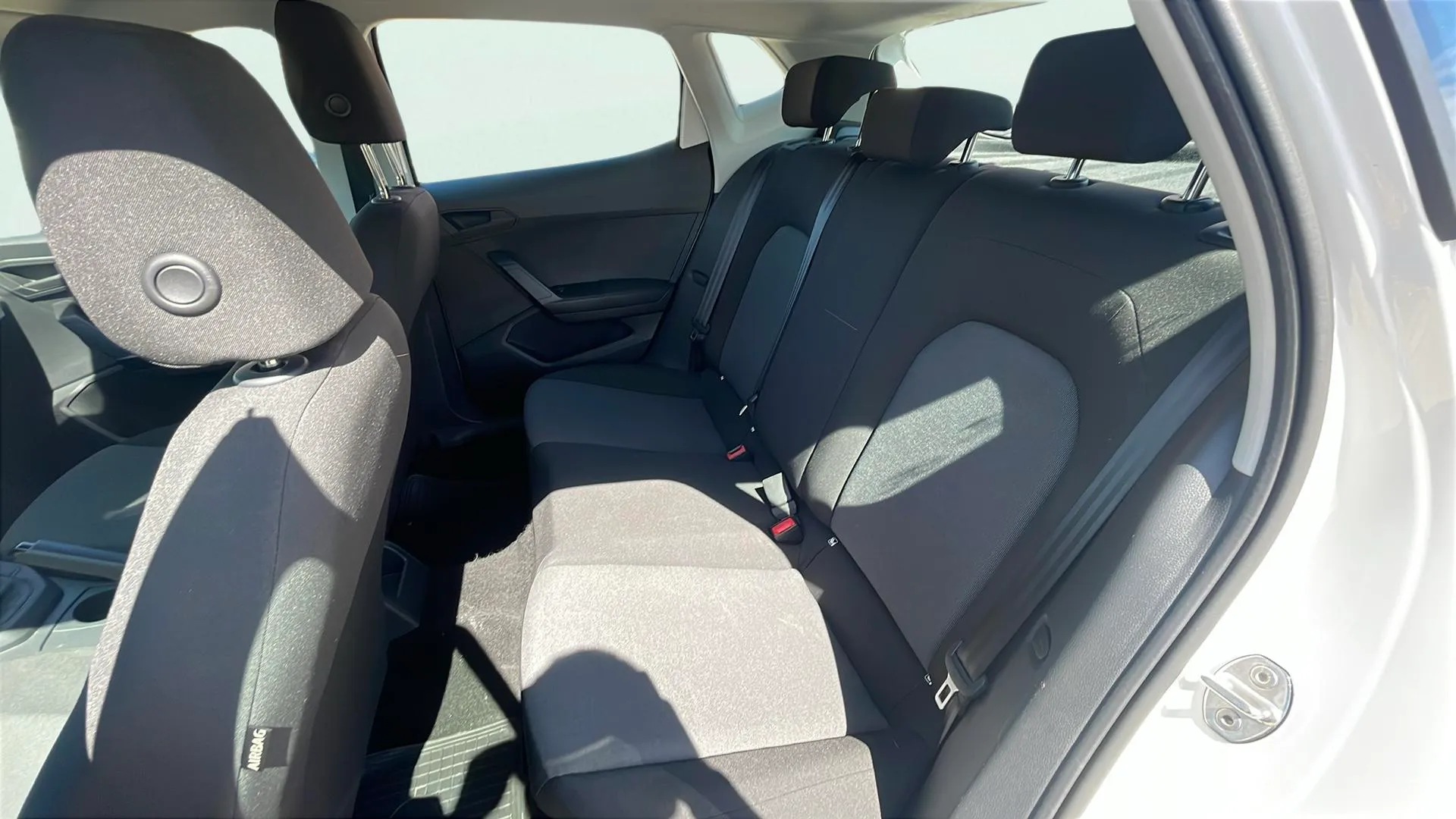 SEAT Ibiza 1.0 MPI Reference - foto 15