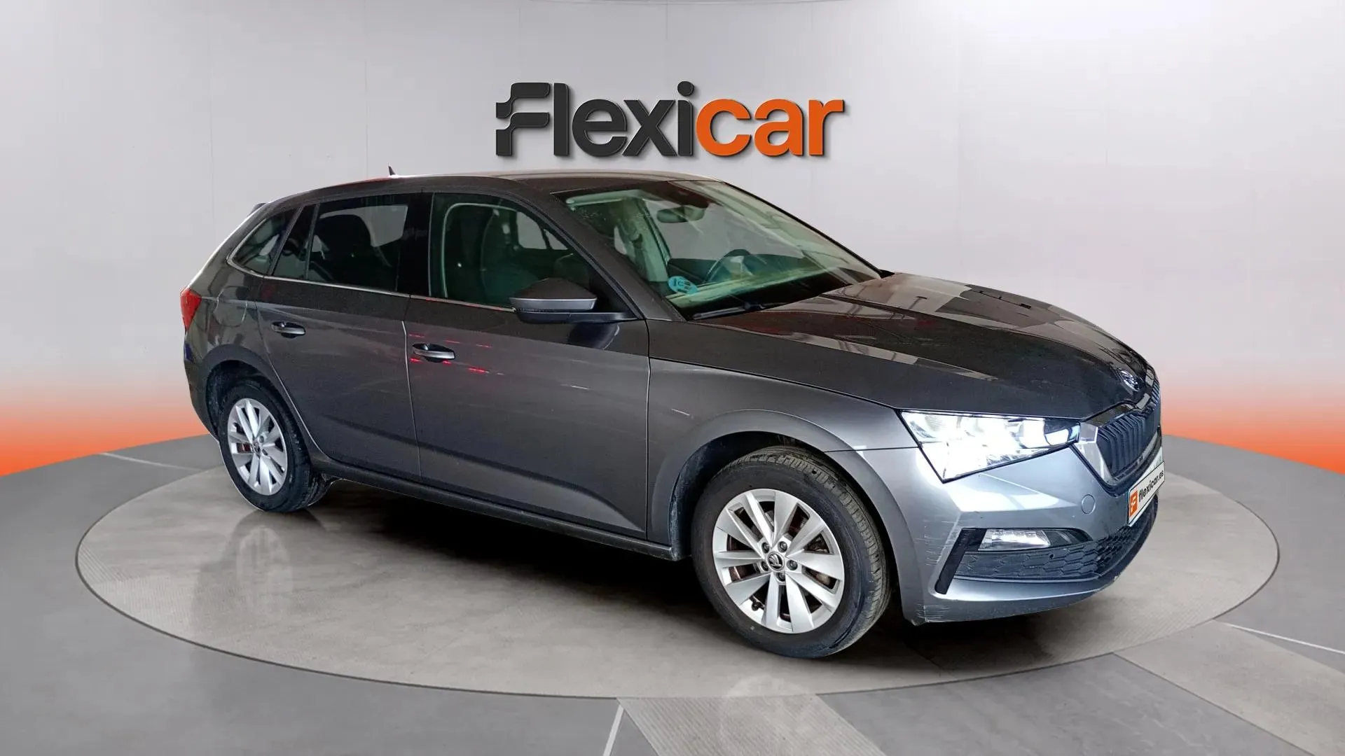 Škoda Scala 1.0 TSI DSG Selection - foto 1