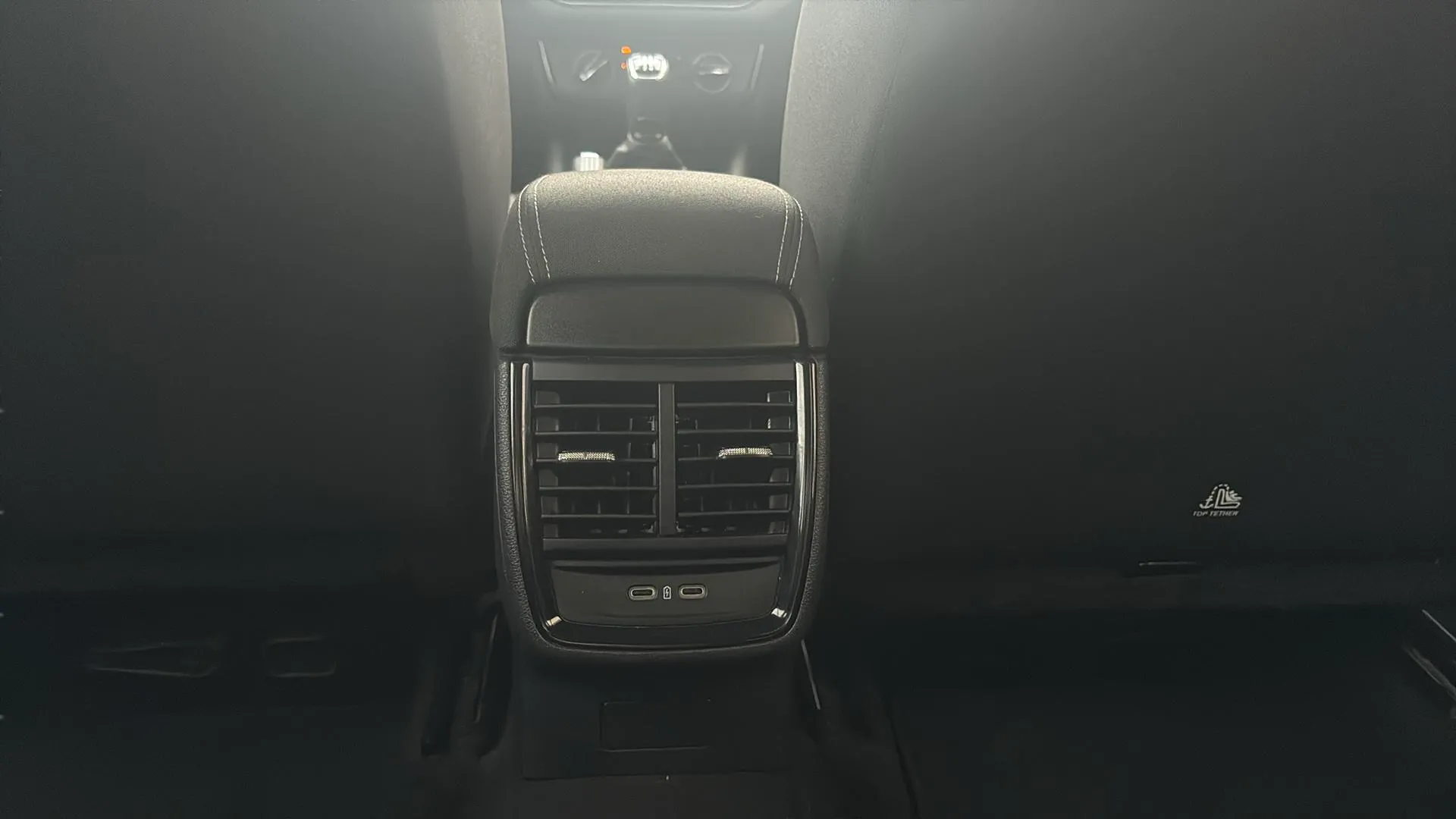 Škoda Scala 1.0 TSI Essence - foto 17