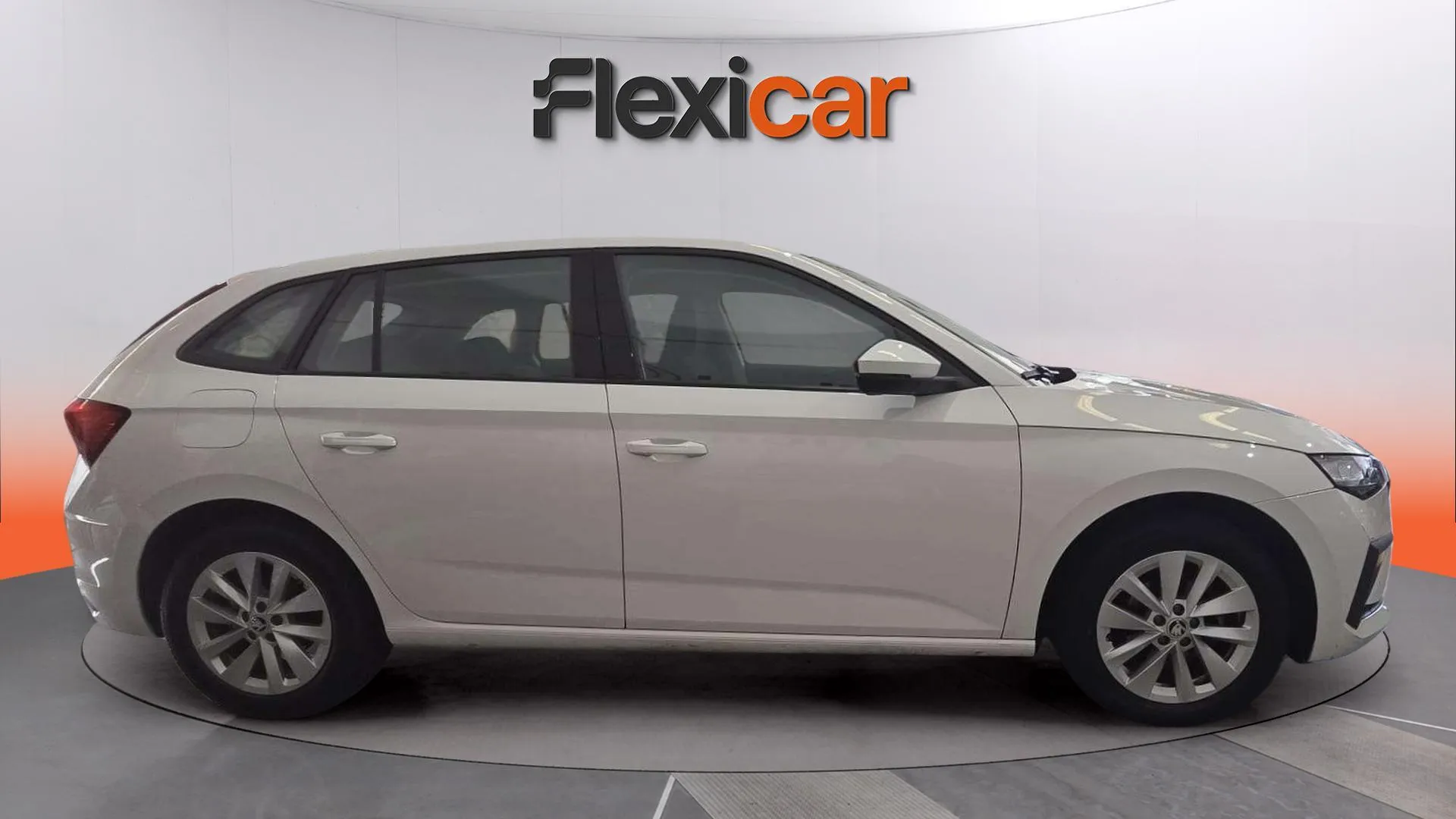Škoda Scala 1.0 TSI Essence - foto 6