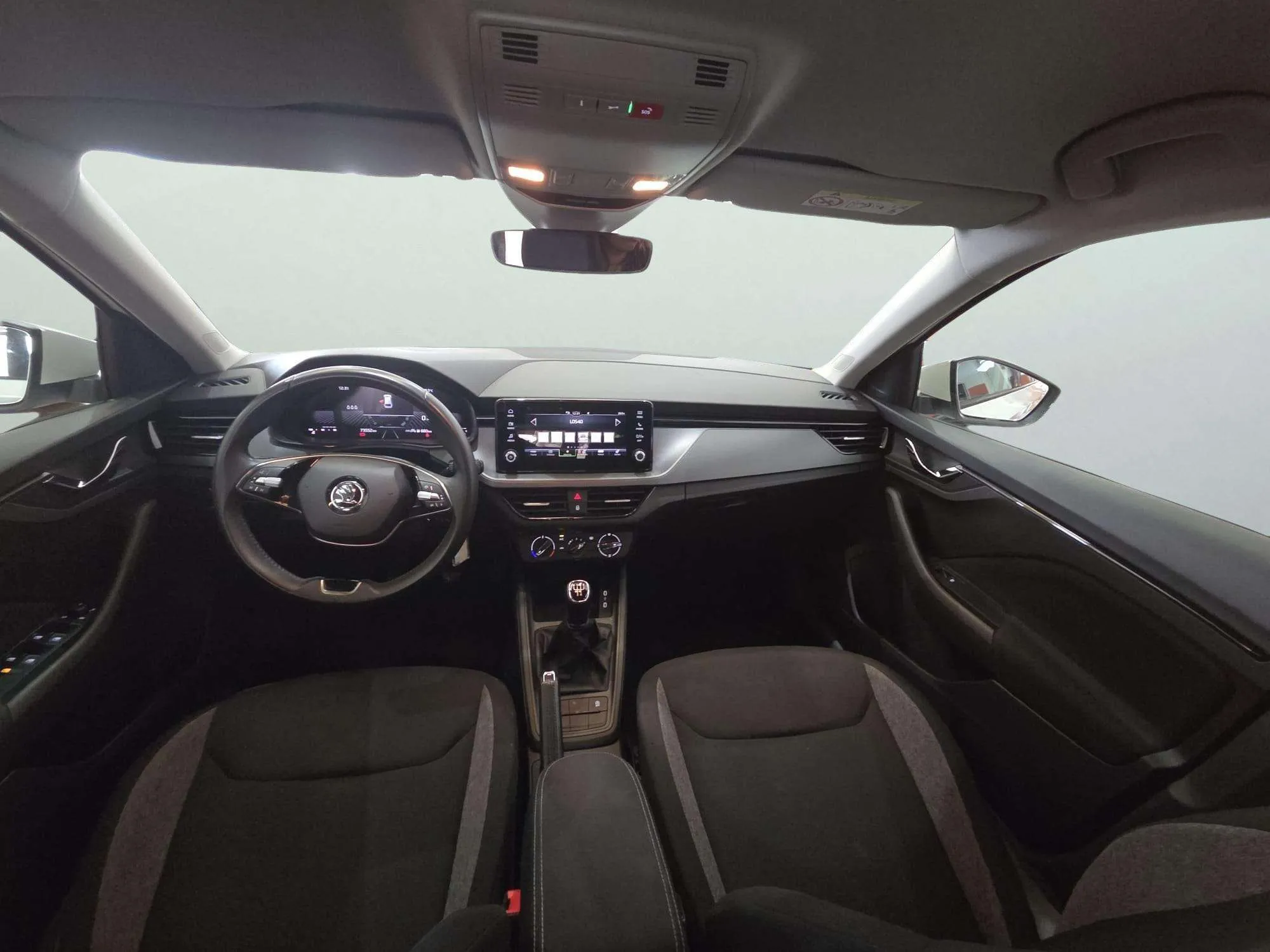 Škoda Scala 1.0 TSI Essence - foto 14