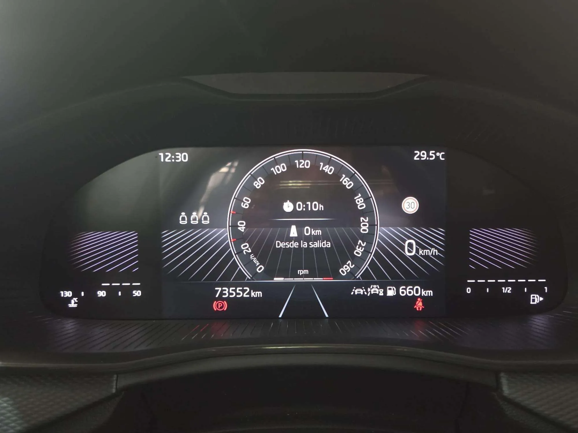 Škoda Scala 1.0 TSI Essence - foto 20