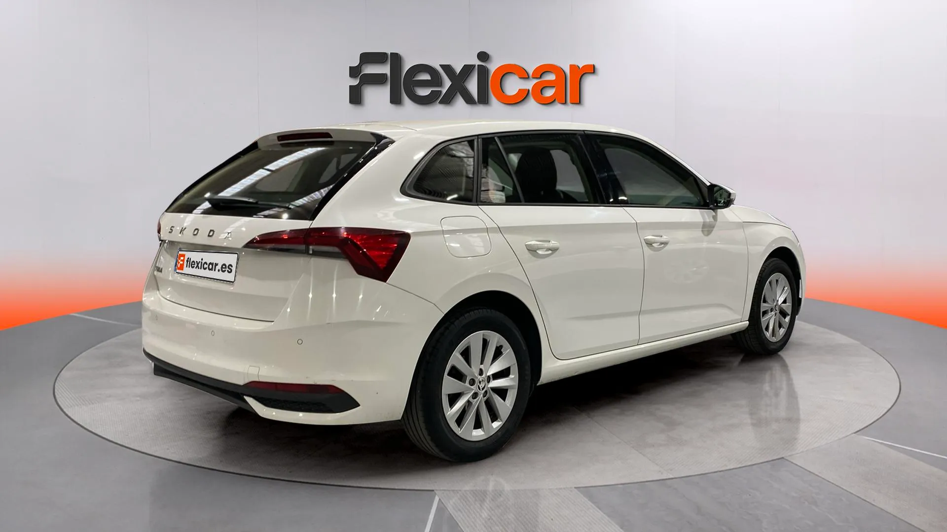 Škoda Scala 1.0 TSI Essence - foto 8