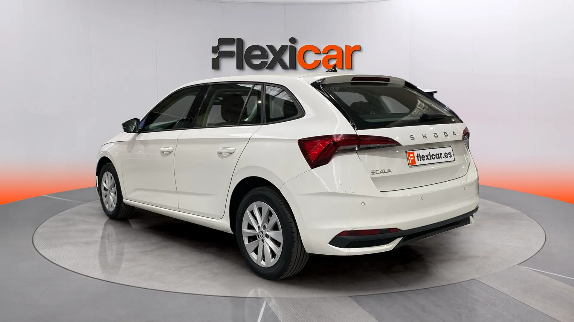 Škoda Scala 1.0 TSI Essence - foto 6