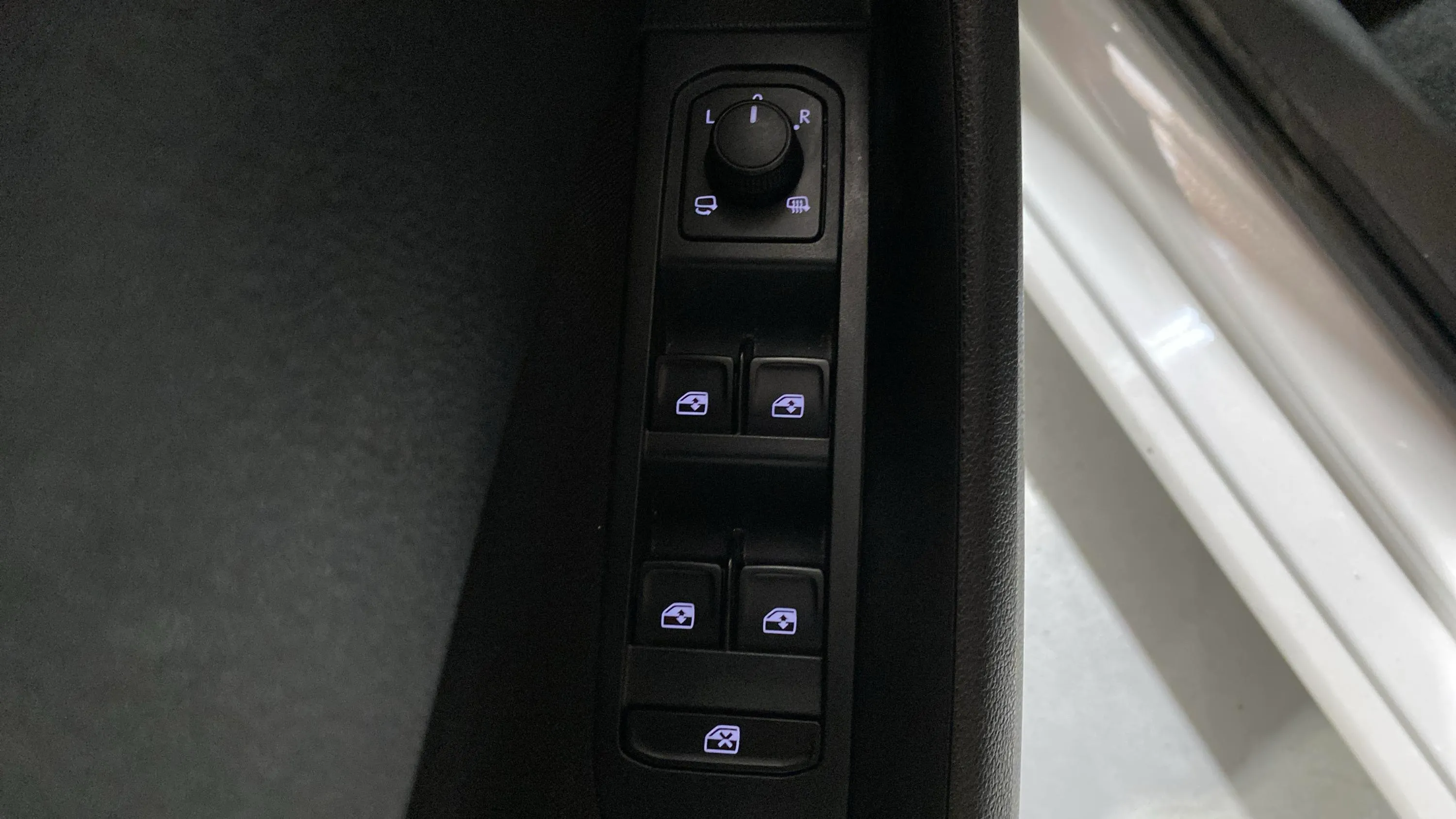 Škoda Scala 1.0 TSI Essence - foto 16