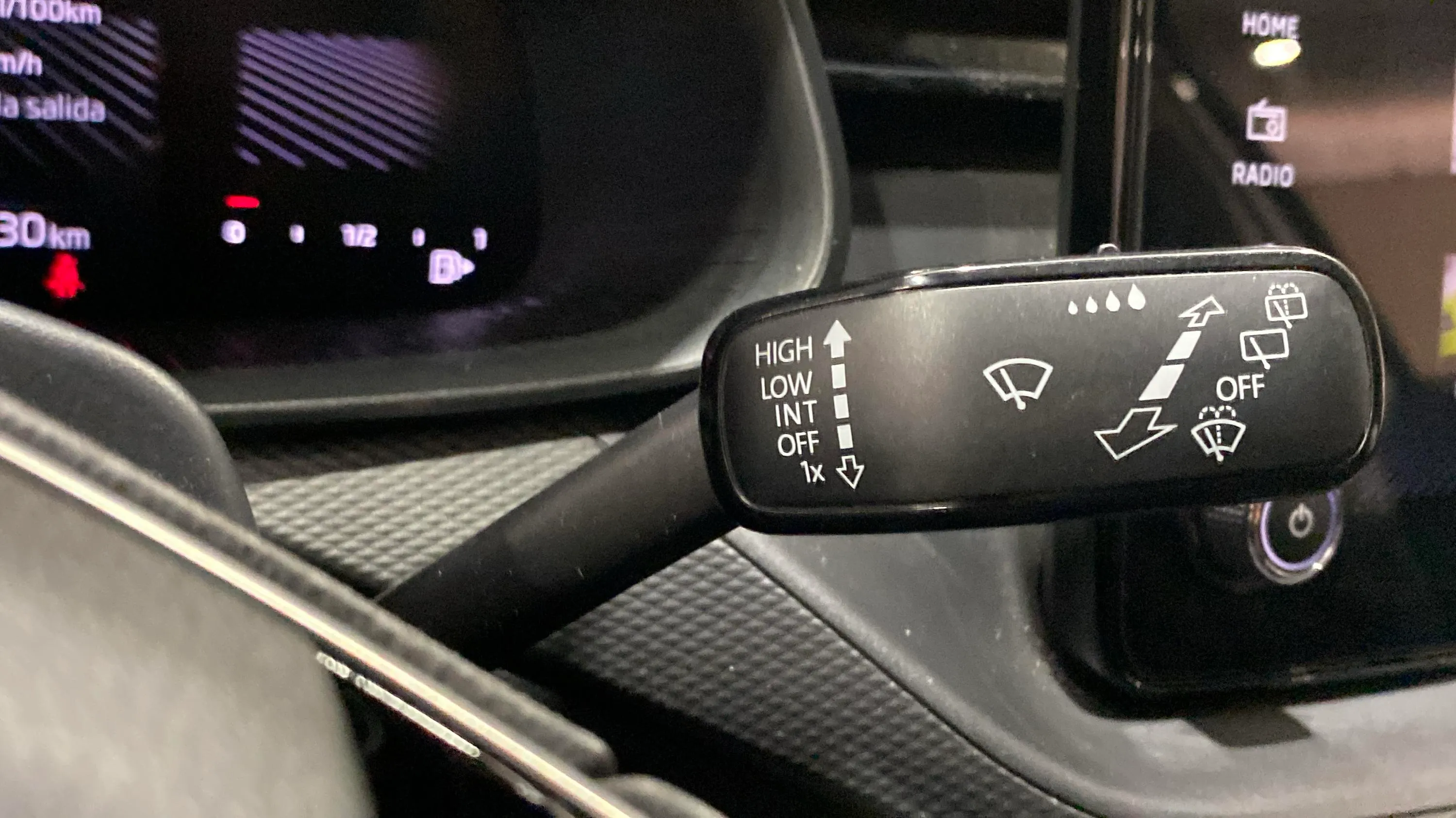 Škoda Scala 1.0 TSI Essence - foto 21