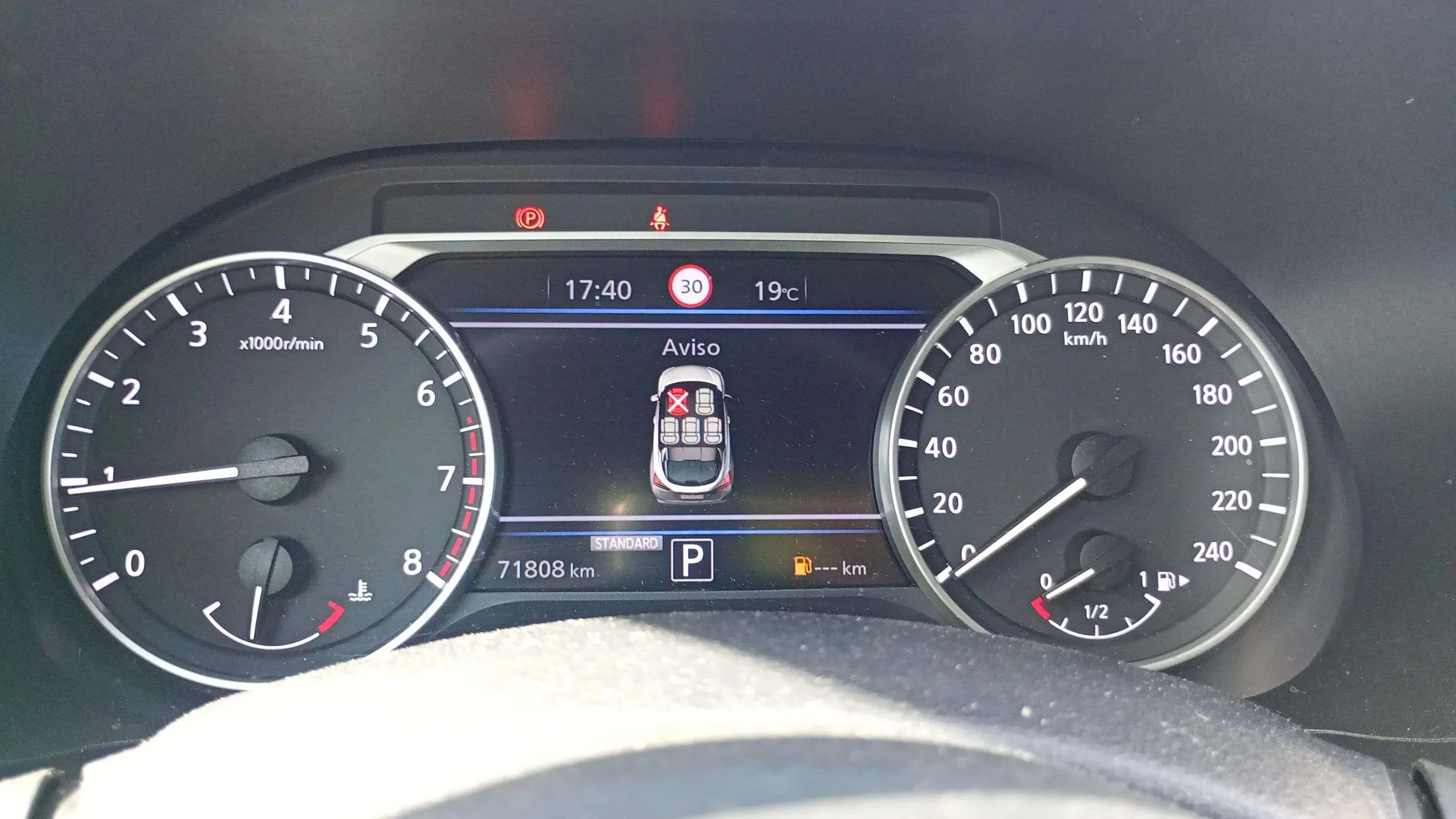Nissan Juke DIG-T DCT N-Design - foto 15